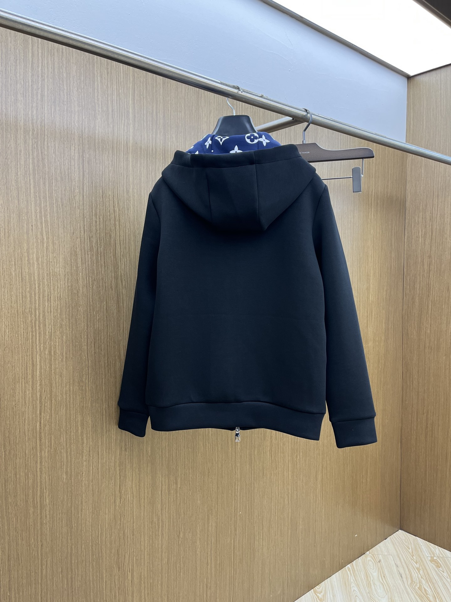 秋冬 LV 🔥🔥高端品质 2025秋冬最新爆款夹克外套 面料精选高支高密双股空气层长绒棉 手感超级舒服 