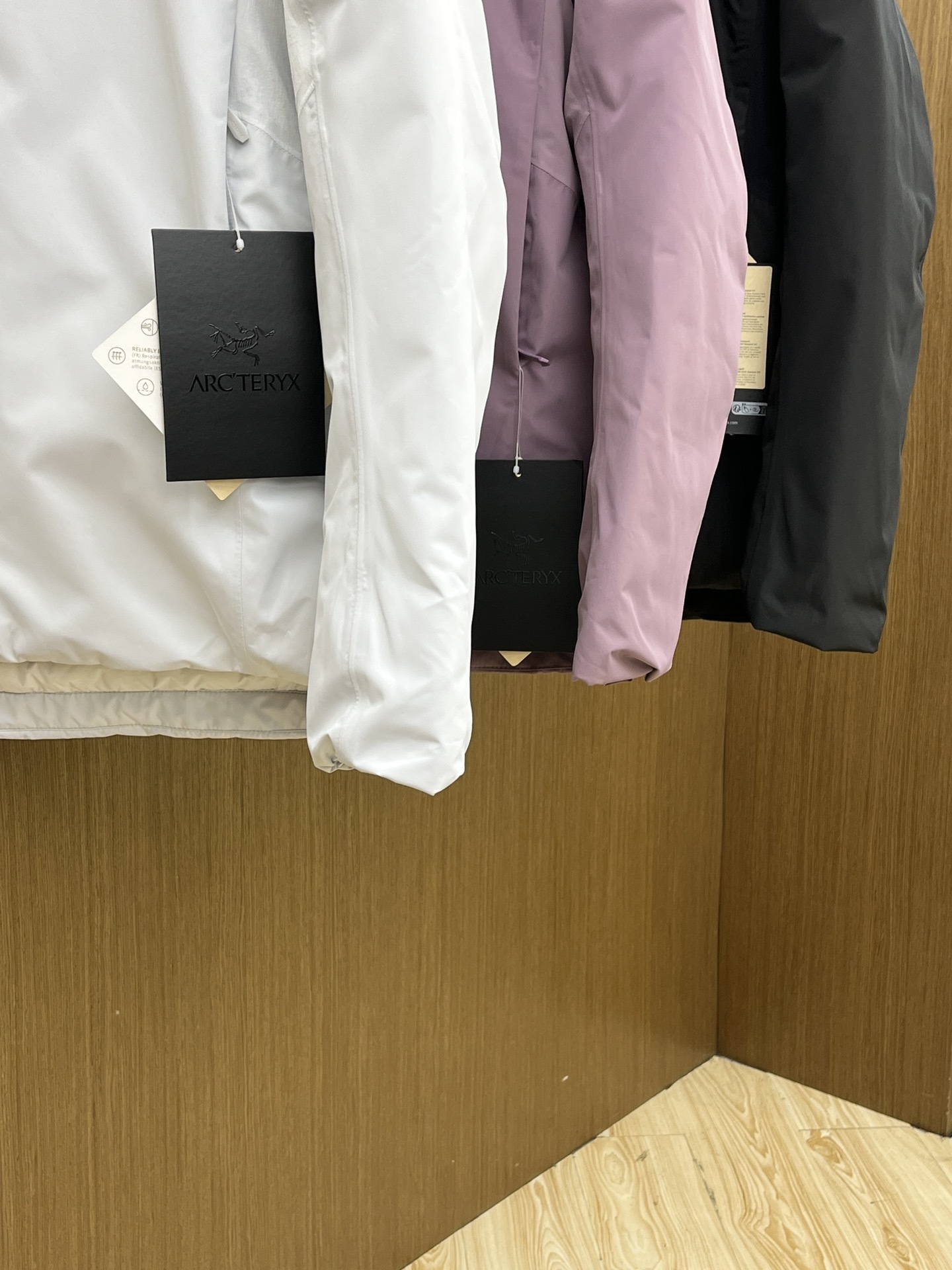 秋冬羽绒服 Arc 新款 索拉诺 Solano Down Hoody 连帽保暖软壳男女同款顶级版本 面料