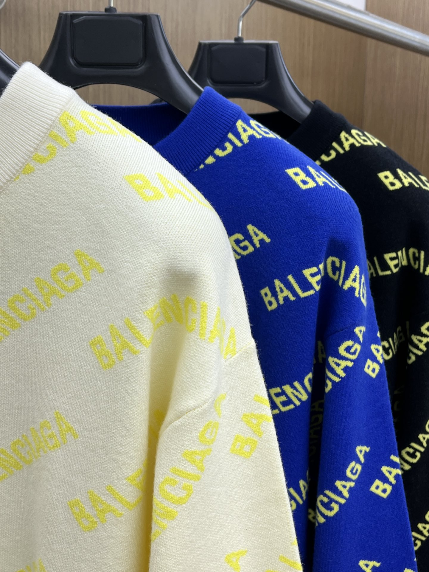 秋冬 BBG 毛衣 🔥火啊2025秋冬最新系列，专柜1:1顶级复刻，全品相！潮人必备单品！懂货的老铁赶紧