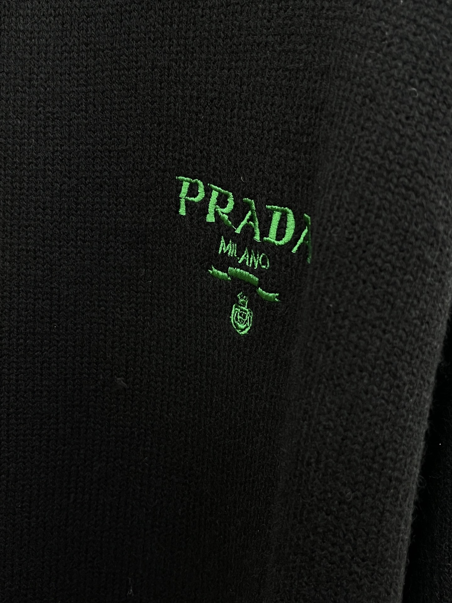 秋冬 PD 毛衣 🔥火啊2025秋冬最新系列，专柜1:1顶级复刻，全品相！潮人必备单品！懂货的老铁赶紧下