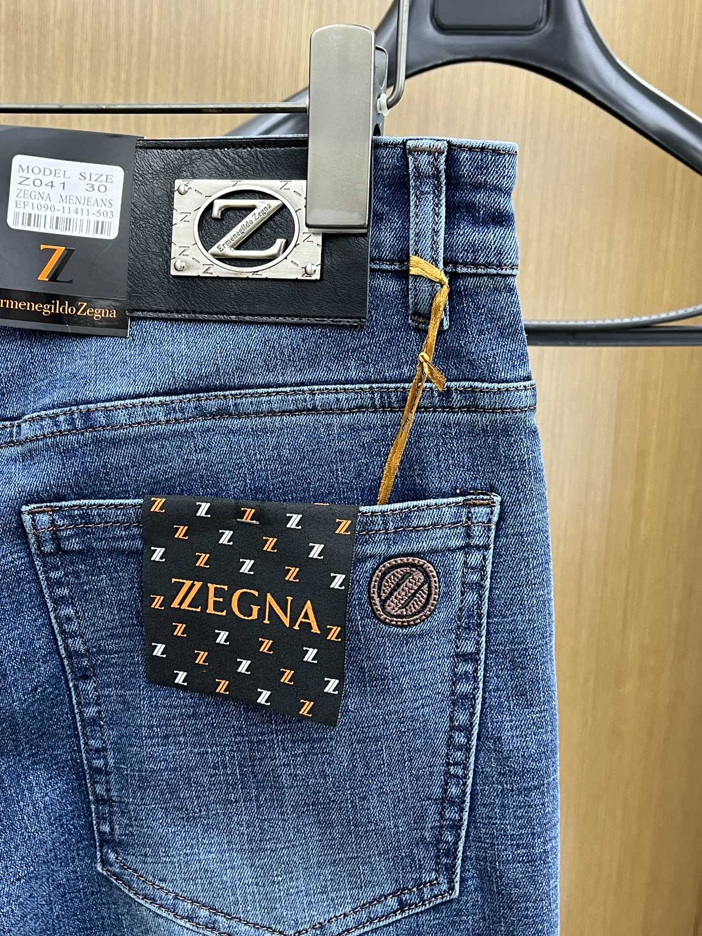 秋冬 ZZ 🔥🔥高端定制、25SS秋冬最新款牛仔裤 柜台同步发售 进口固色面料 原版定制复刻 客供五金辅