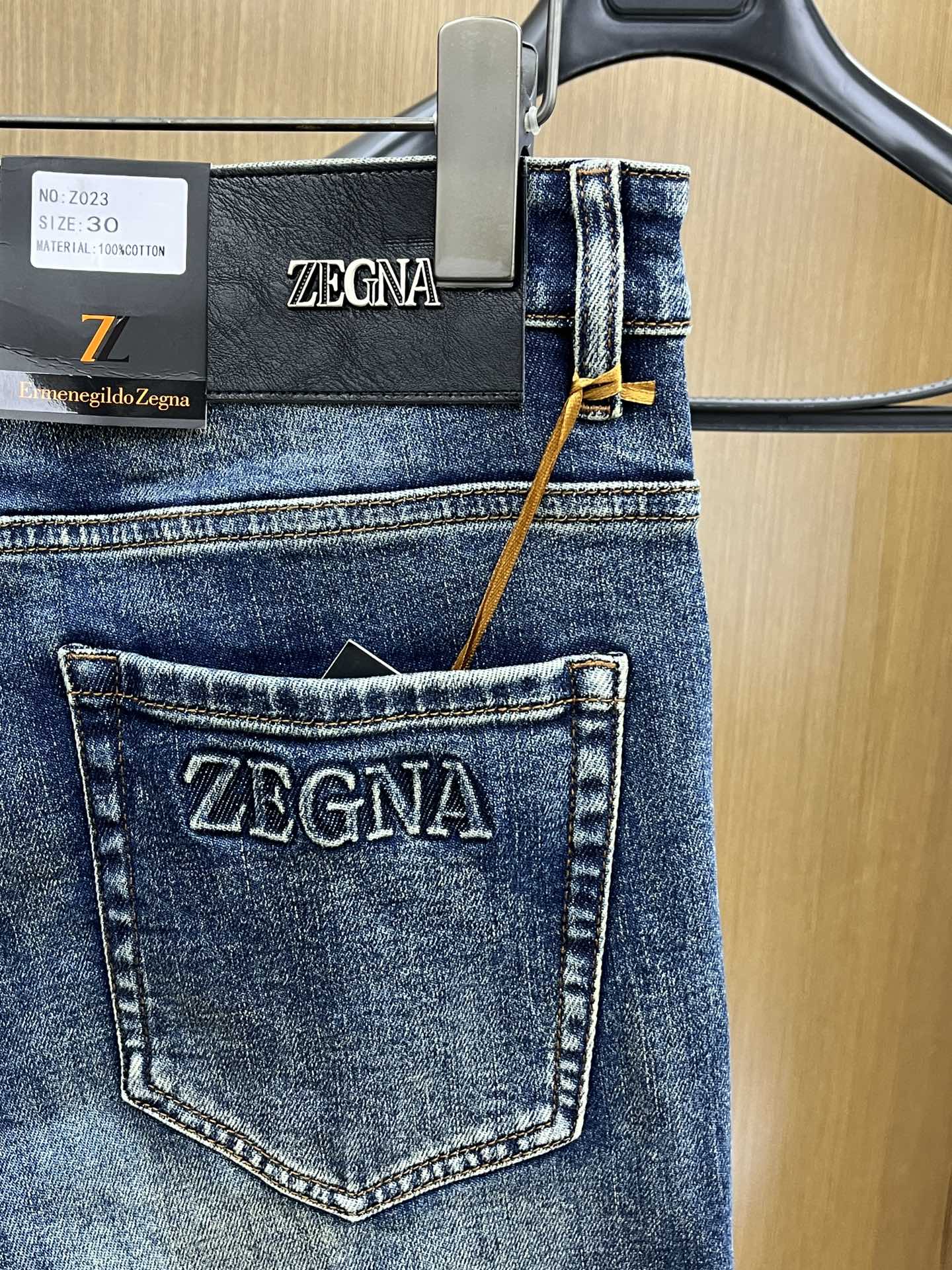 秋冬 ZZ 🔥🔥高端定制、25SS秋冬最新款牛仔裤 柜台同步发售 进口固色面料 原版定制复刻 客供五金辅