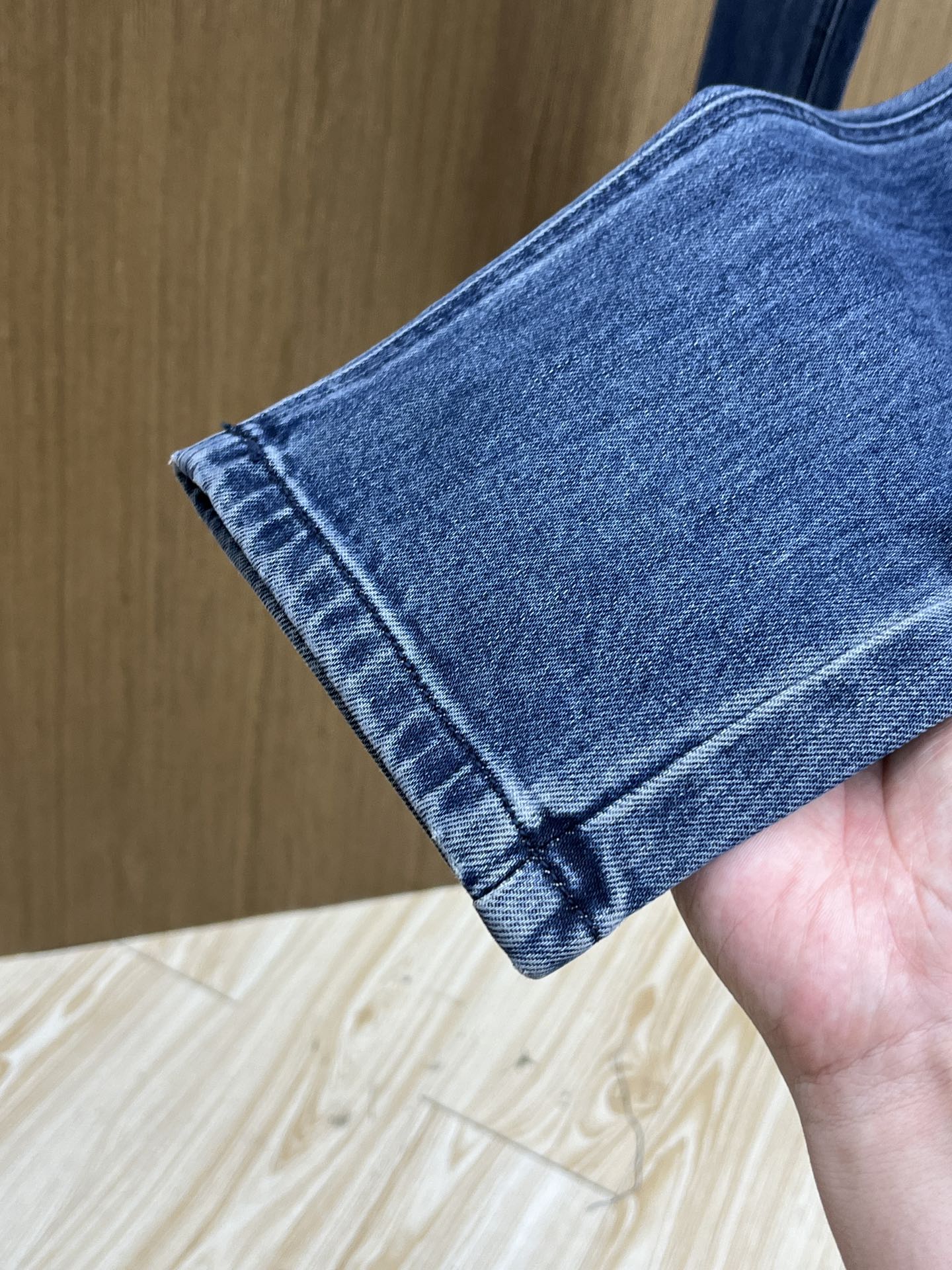 秋冬 LV 🔥🔥高端定制、25SS秋冬最新款牛仔裤 柜台同步发售 进口固色面料 原版定制复刻 客供五金辅