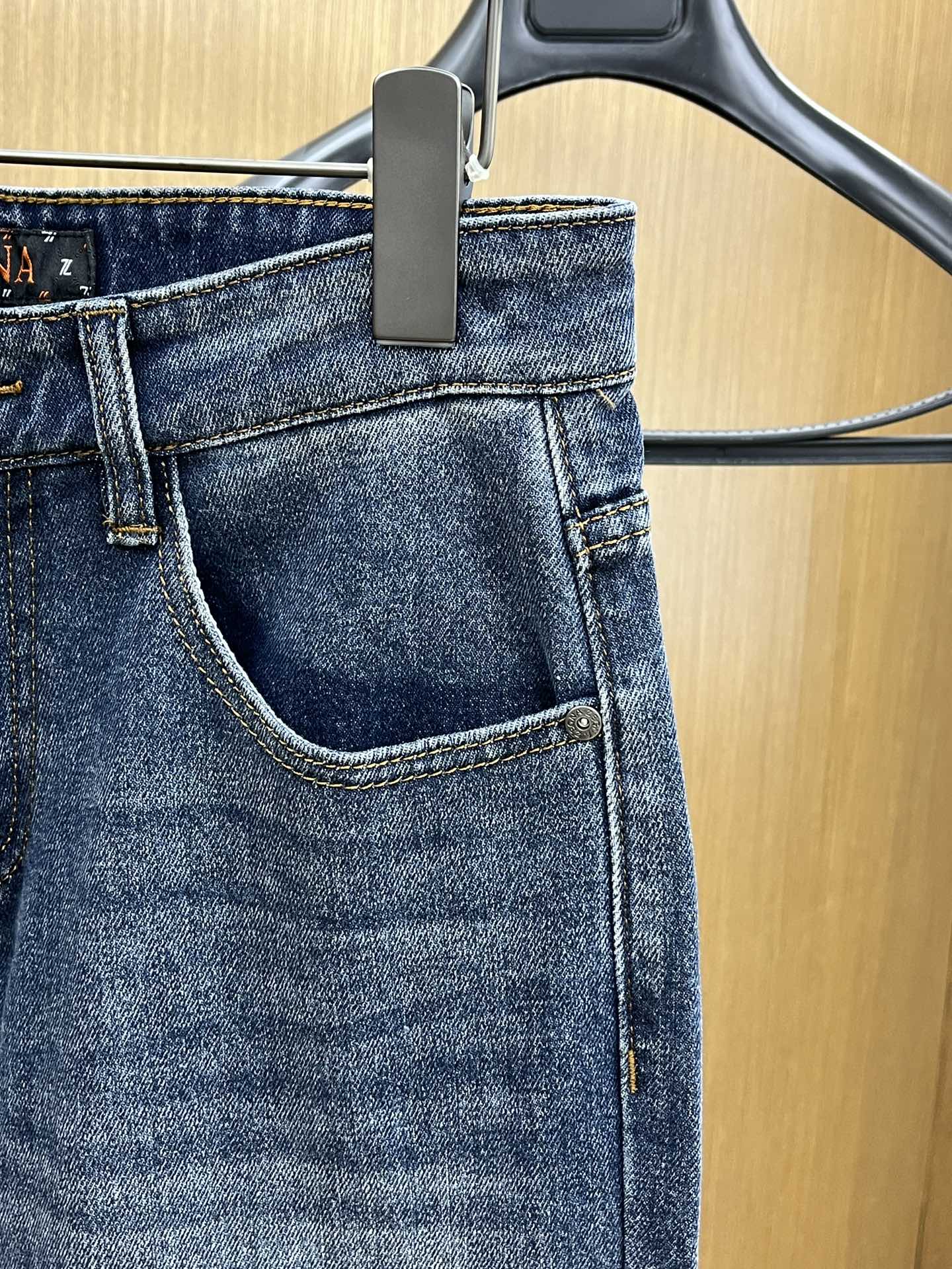 秋冬 ZZ 🔥🔥高端定制、25SS秋冬最新款牛仔裤 柜台同步发售 进口固色面料 原版定制复刻 客供五金辅