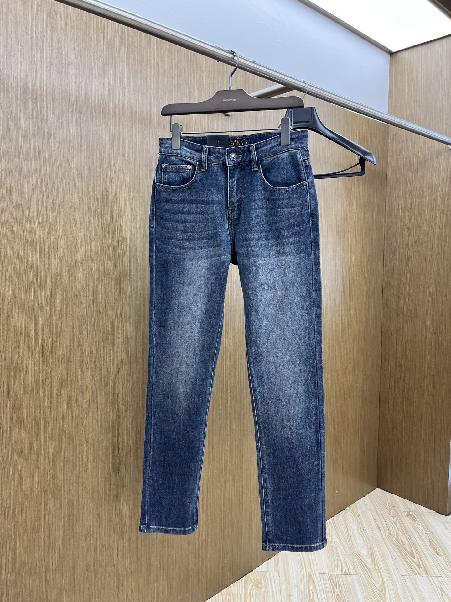 秋冬 ZZ 🔥🔥高端定制、25SS秋冬最新款牛仔裤 柜台同步发售 进口固色面料 原版定制复刻 客供五金辅