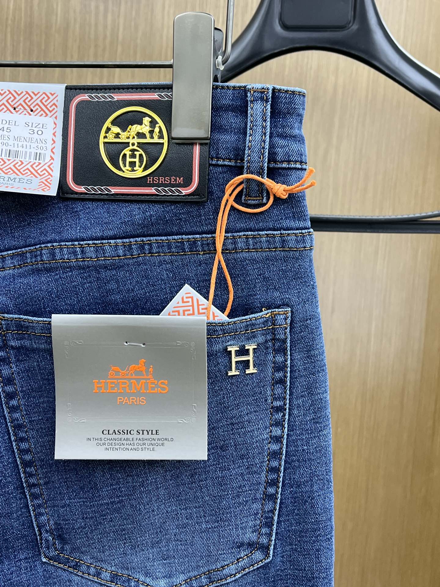 秋冬 HER 🔥🔥高端定制、25SS秋冬最新款牛仔裤 柜台同步发售 进口固色面料 原版定制复刻 客供五金