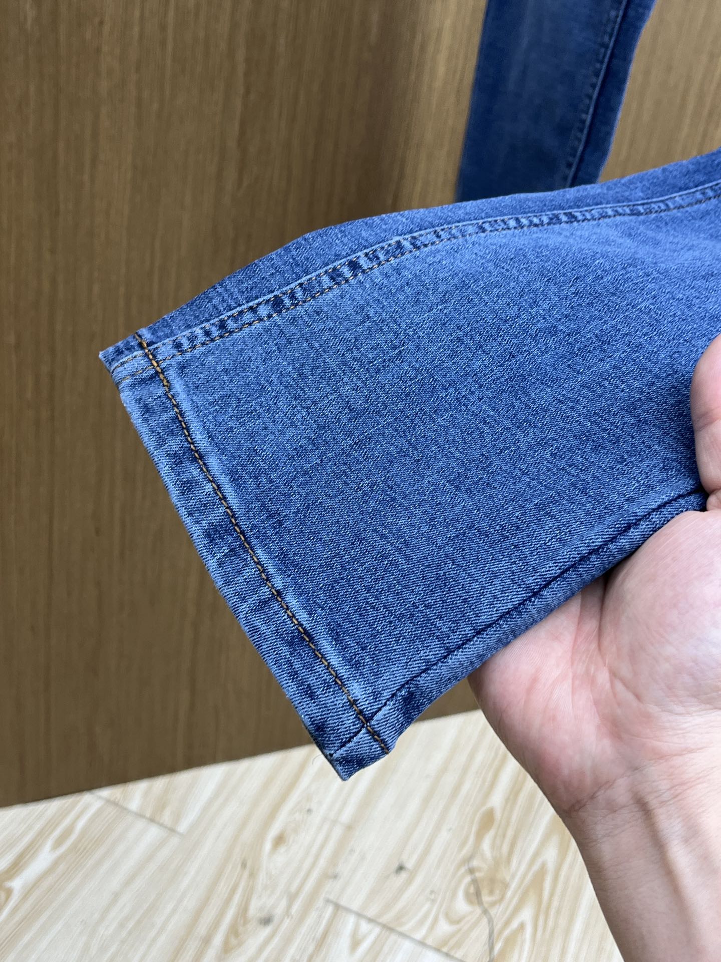 秋冬 HER 🔥🔥高端定制、25SS秋冬最新款牛仔裤 柜台同步发售 进口固色面料 原版定制复刻 客供五金