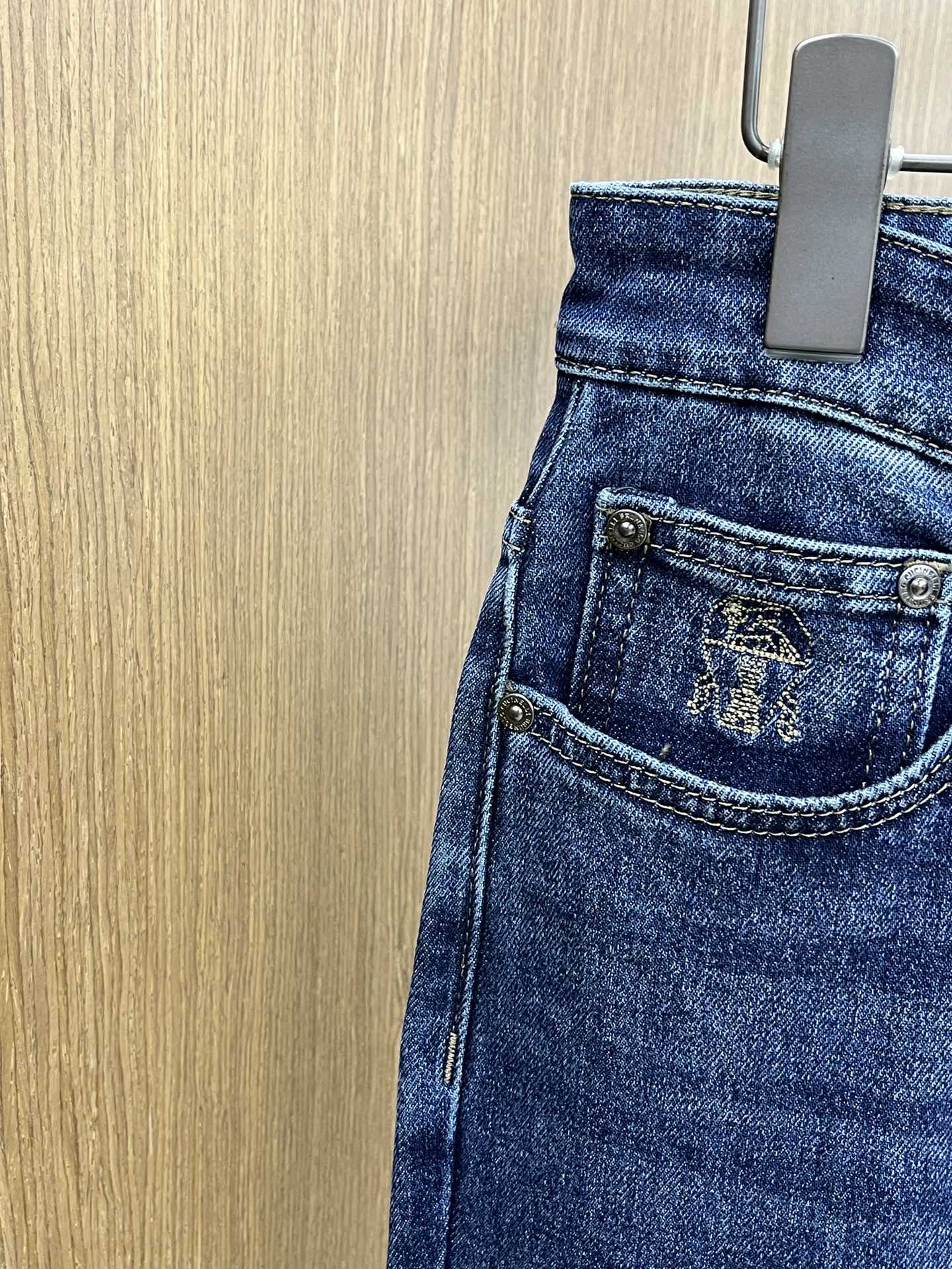 秋冬 BC 🔥🔥高端定制、25SS秋冬最新款牛仔裤 柜台同步发售 进口固色面料 原版定制复刻 客供五金辅