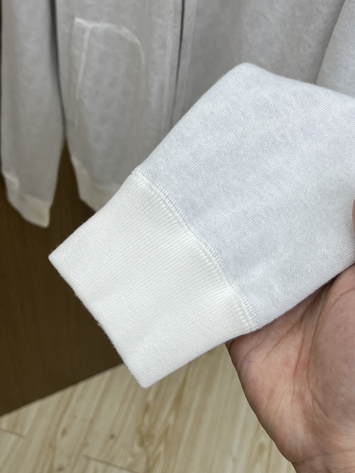 Dior迪奥经典秋冬新款套装羊毛复合提花连帽拉链外套男女同款，最高版本可对比🆚这款连帽运动夹克采用日本优