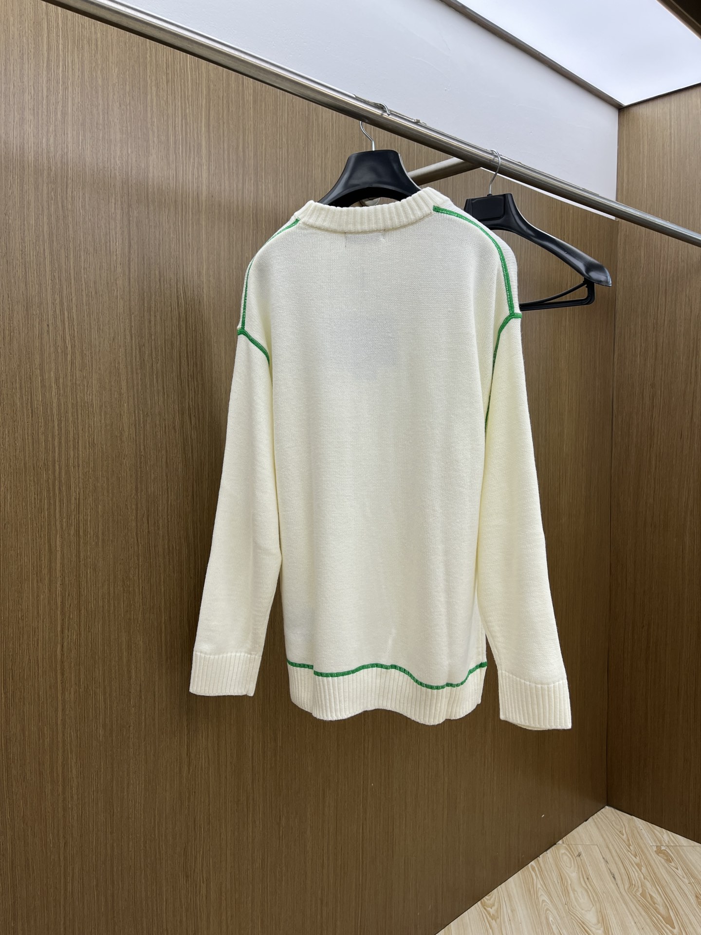 秋冬 PD 毛衣 🔥火啊2025秋冬最新系列，专柜1:1顶级复刻，全品相！潮人必备单品！懂货的老铁赶紧下