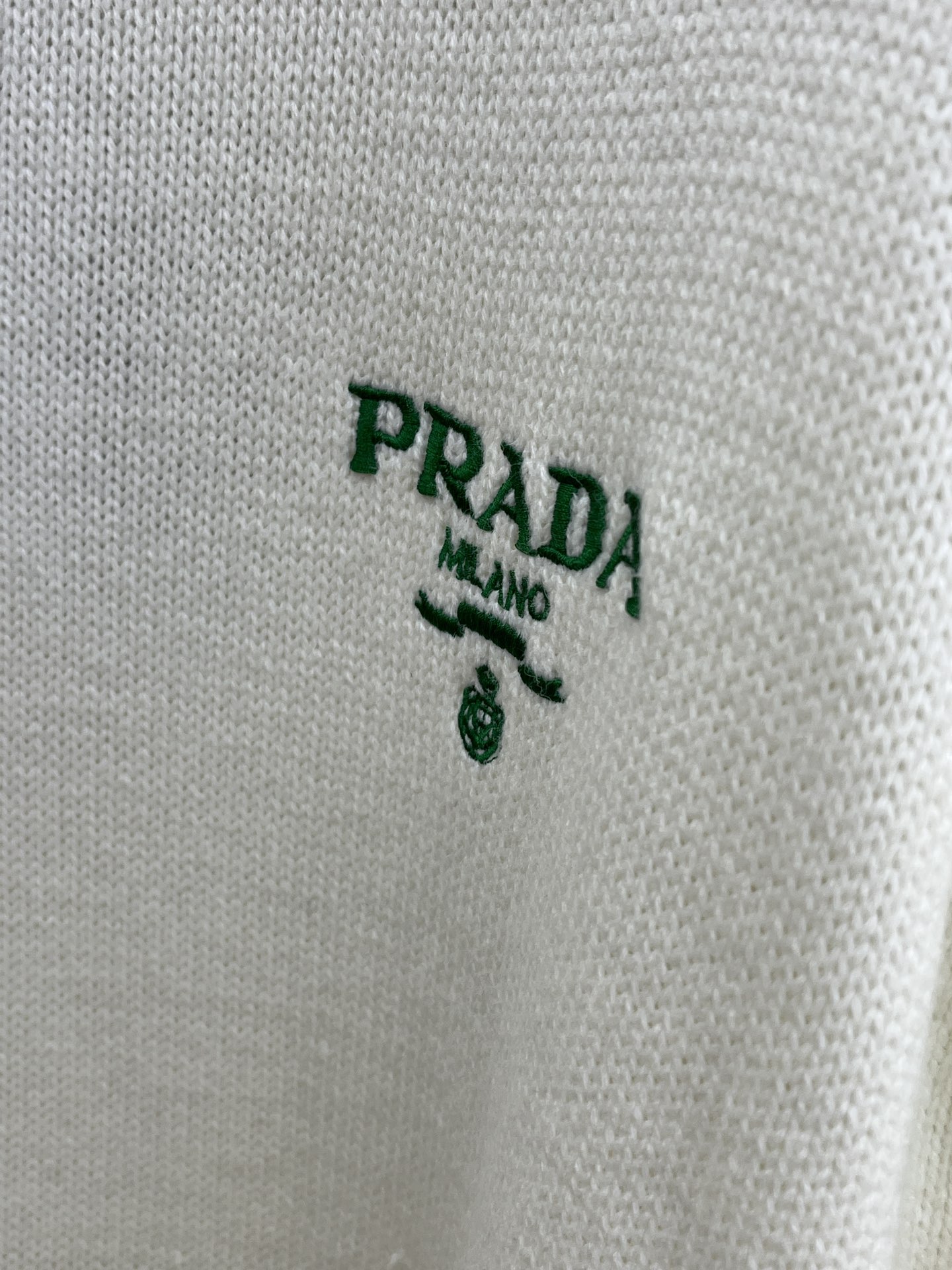 秋冬 PD 毛衣 🔥火啊2025秋冬最新系列，专柜1:1顶级复刻，全品相！潮人必备单品！懂货的老铁赶紧下