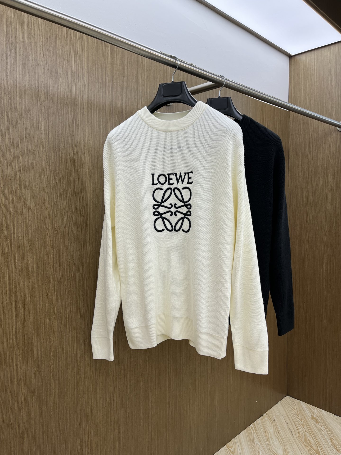 Loe Wool-Cashmere Blend Sweater – Autumn/Winter Collection – Top Quality Replica