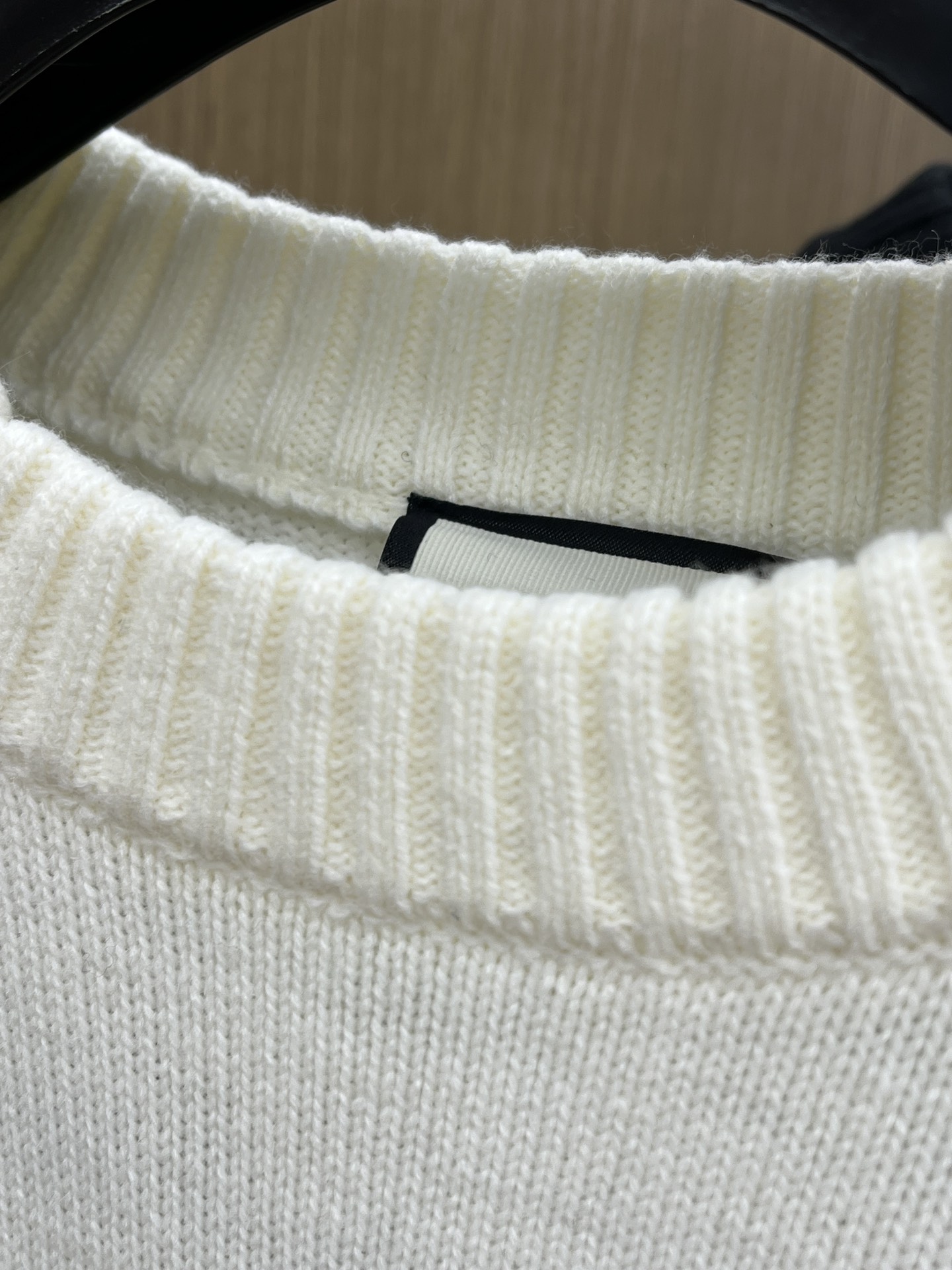 秋冬 guc 毛衣 🔥火啊2025秋冬最新系列，专柜1:1顶级复刻，全品相！潮人必备单品！懂货的老铁赶紧