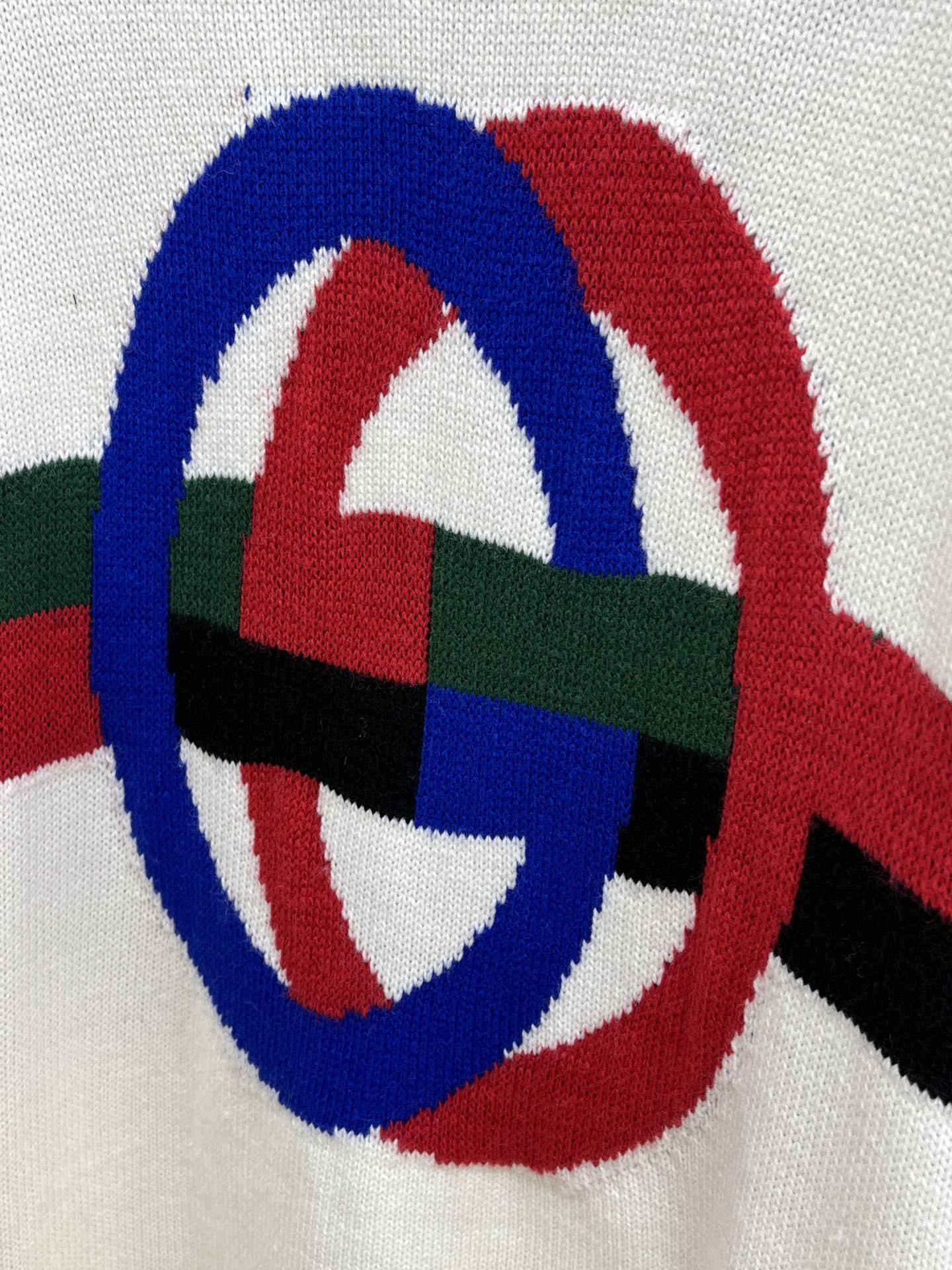 秋冬 guc 毛衣 🔥火啊2025秋冬最新系列，专柜1:1顶级复刻，全品相！潮人必备单品！懂货的老铁赶紧