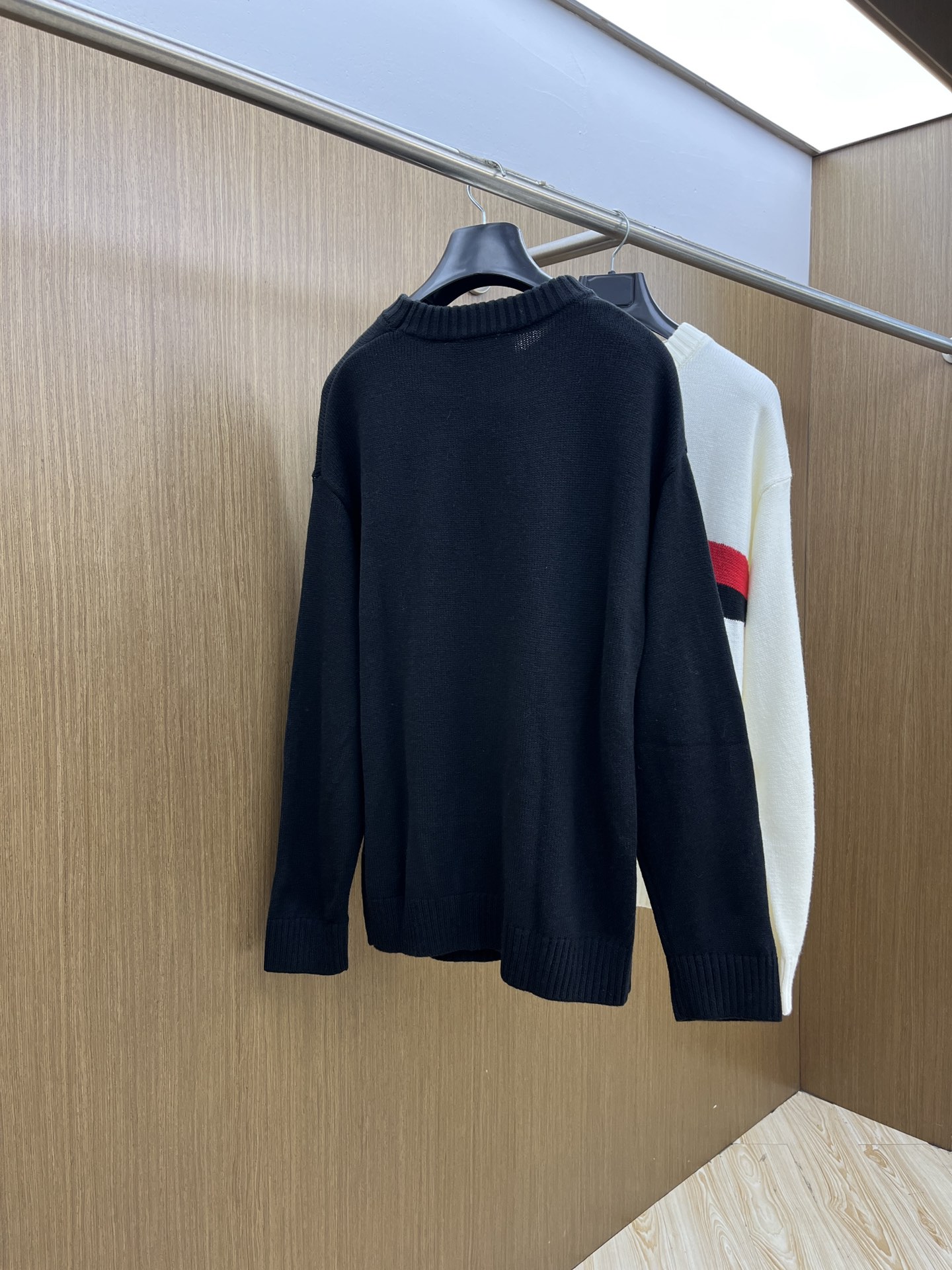 秋冬 Guc 毛衣 🔥火啊2025秋冬最新系列，专柜1:1顶级复刻，全品相！潮人必备单品！懂货的老铁赶紧