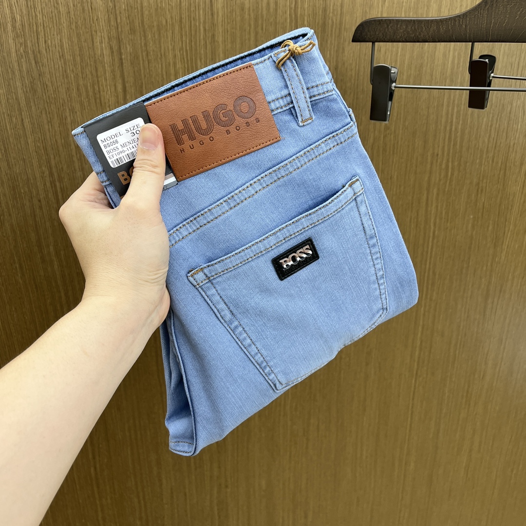 NO:572097,Autumn and winter Hugo high-end customization, 25SS autumn and winter latest jeans, simultaneously sold at the counter, imported solid-color fabrics, original customized replicas, customer-supplied hardware accessories, original order quality, heavy-duty washing, fine workmanship, and excellent upper body!  Preferred single product produced by fax, code number 29-38, no 35.37,,jeans,alexander wang19860909秋冬 Hugo 高端定制、25SS秋冬最新款牛仔裤 柜台同步发售 进口固色面料 原版定制复刻 客供五金辅料 原单品质 重工洗水 做工走线精细 上身绝佳！优选单品 fax出品 码数29-38无35.37,,jeans,alexander wang,Men's clothing