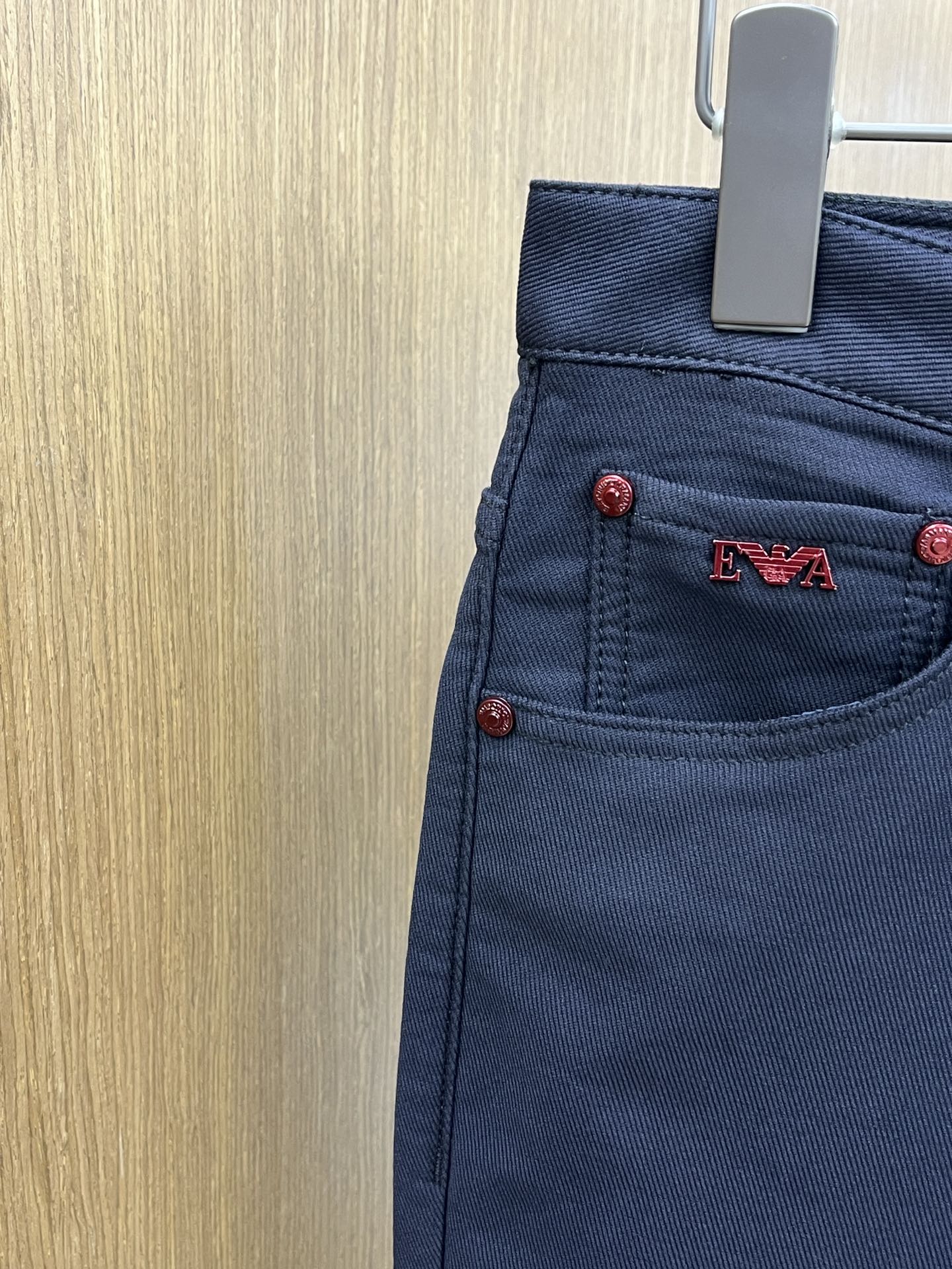 秋冬 AJ 🔥🔥ss秋冬新品，官网同步有售，男士高端商务休闲西裤，高端进口面料，带弹力，后面采用硅胶字母