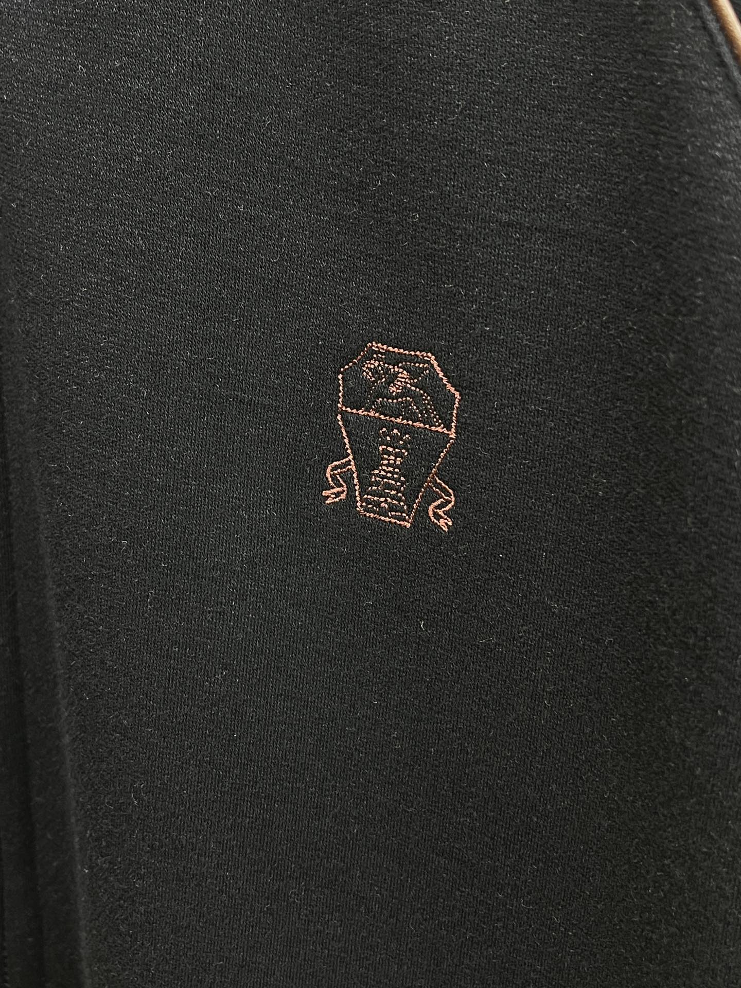 秋冬 BC 🔥🔥高品质 25秋冬新款时尚休闲外套 面料采用客供定制面料 面料细腻柔软上身舒适 fjj胸前