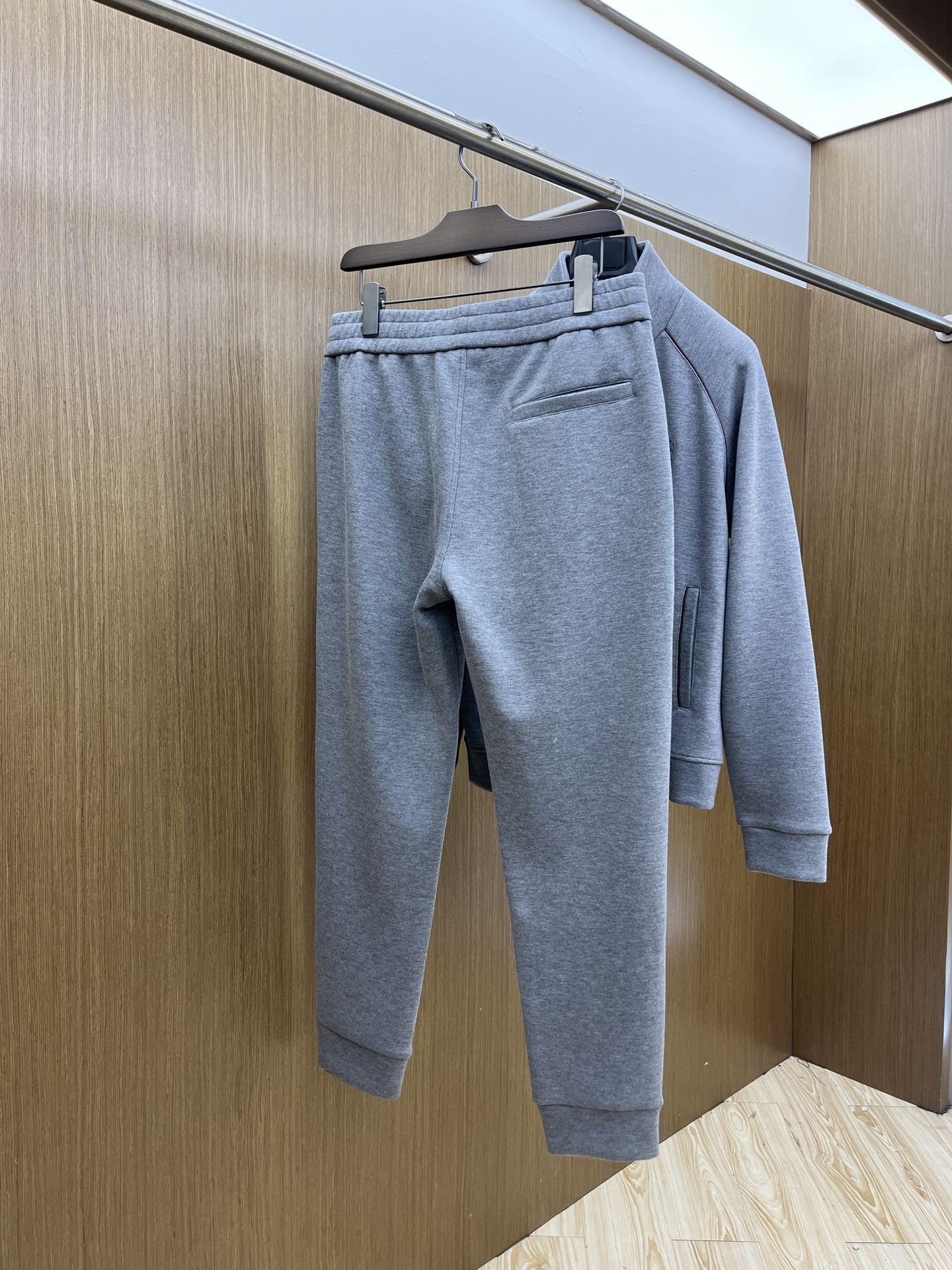 秋冬 BC 🔥🔥高品质 25秋冬新款时尚休闲裤 面料采用客供定制面料 面料细腻柔软上身舒适 fjj裤兜前