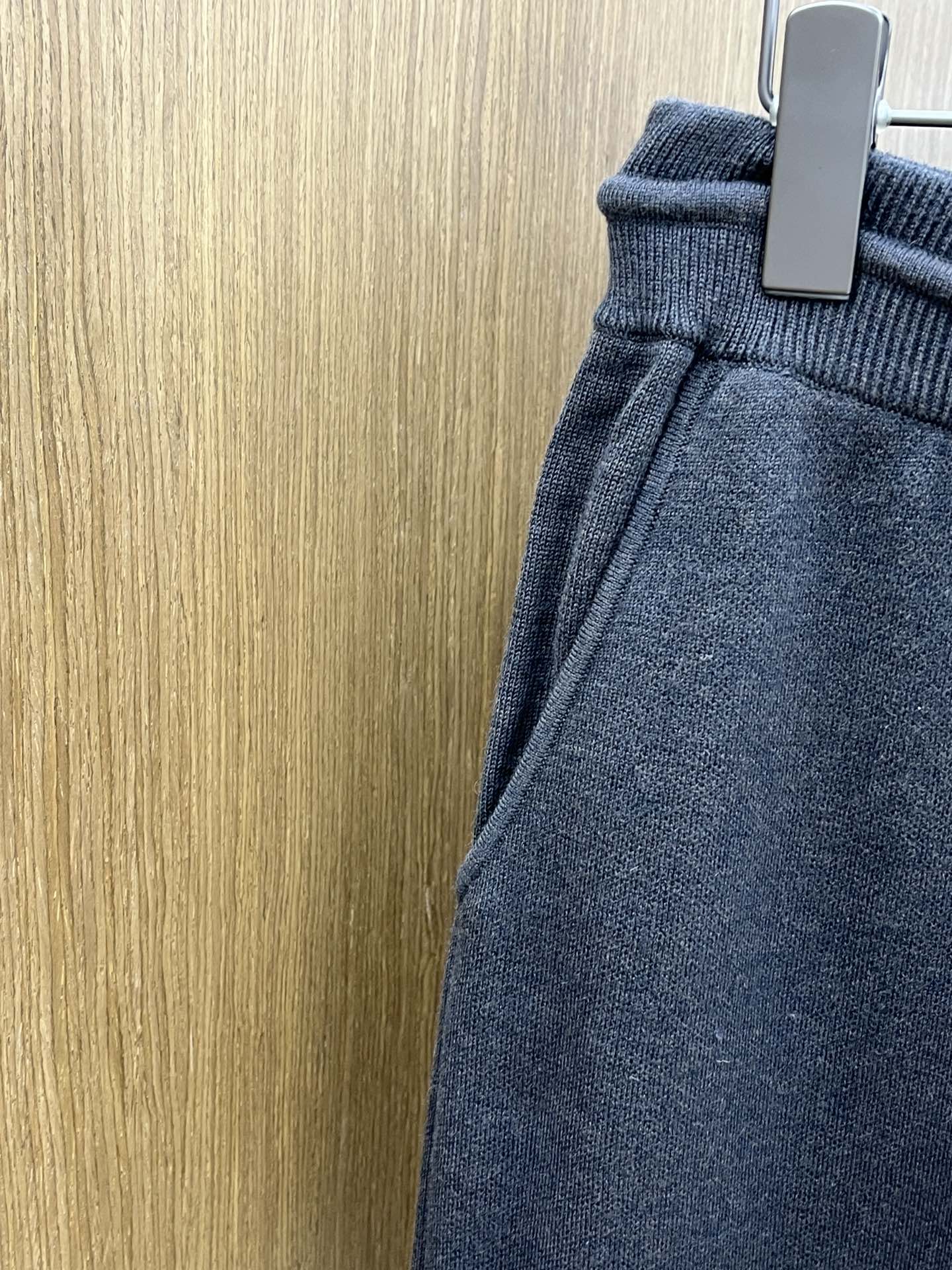 Louis Vuitton /路易威登 2025秋冬新款套装经典logo字母羊毛套装 高端品质重工五金 