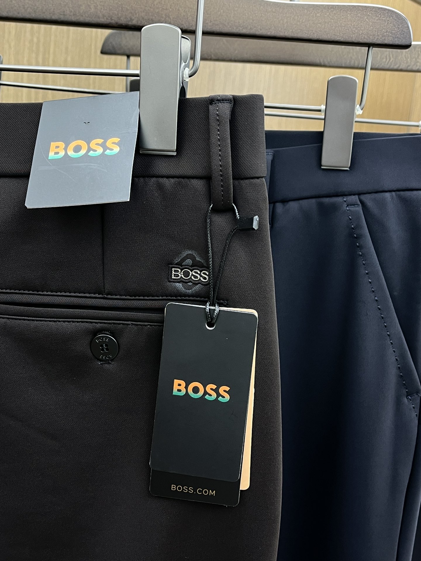 秋冬 boss 🔥🔥秋冬新品休闲裤西裤，官网同步发售，裤身工艺设计，进口客供辅料、面料定制，代工厂出品免