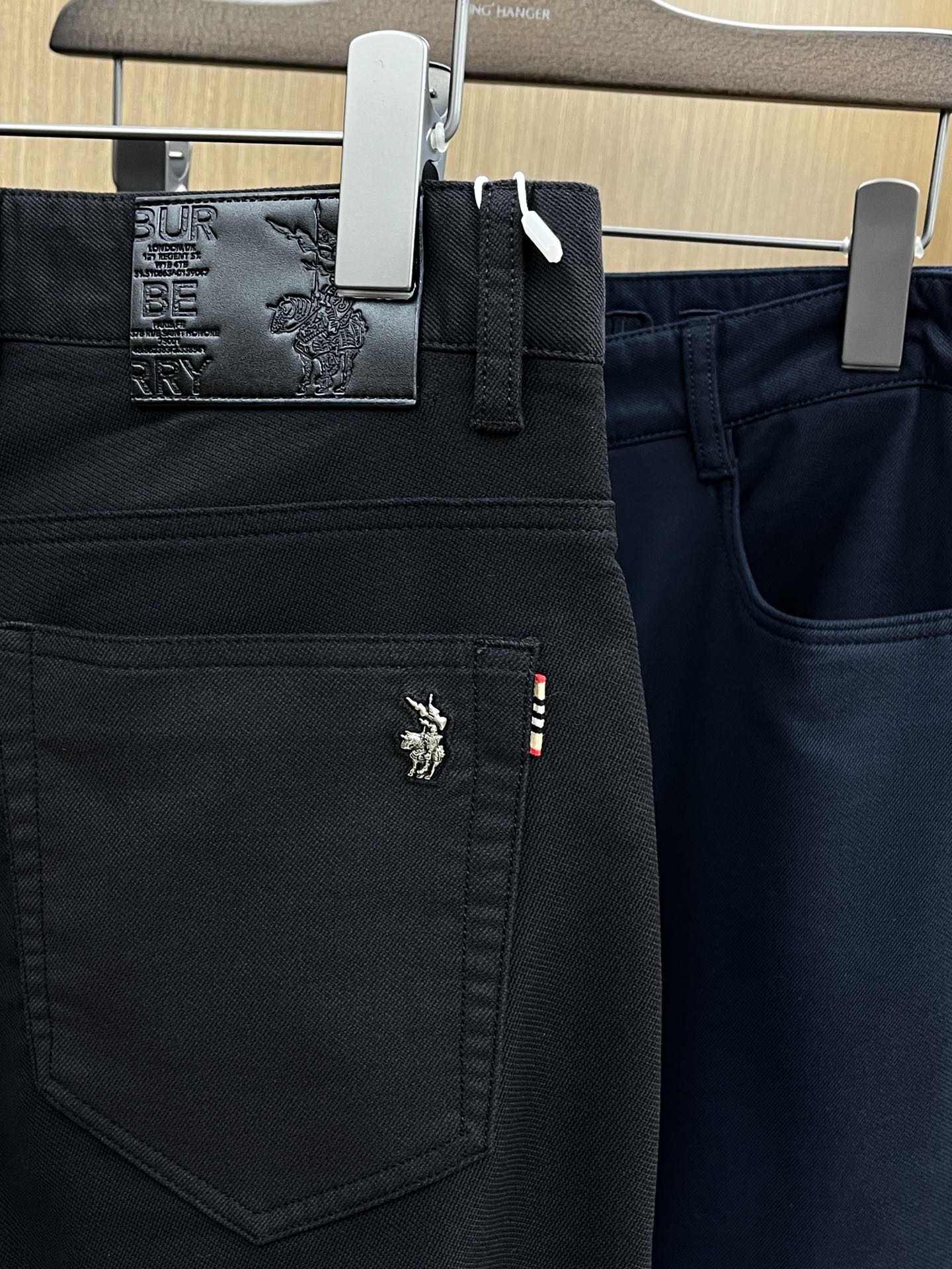 秋冬 BBR 🔥🔥秋冬新品休闲裤西裤，官网同步发售，裤身工艺设计，进口客供辅料、面料定制，代工厂出品免检