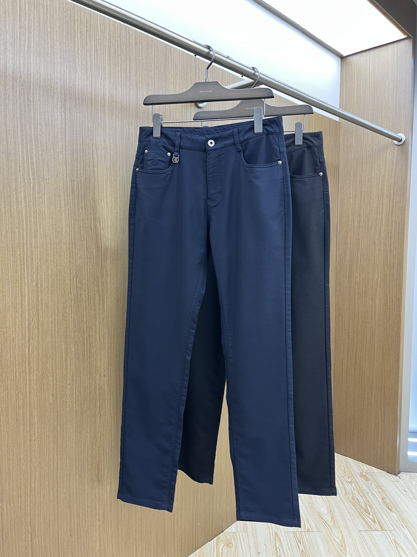 秋冬 BBR 🔥🔥秋冬新品休闲裤西裤，官网同步发售，裤身工艺设计，进口客供辅料、面料定制，代工厂出品免检