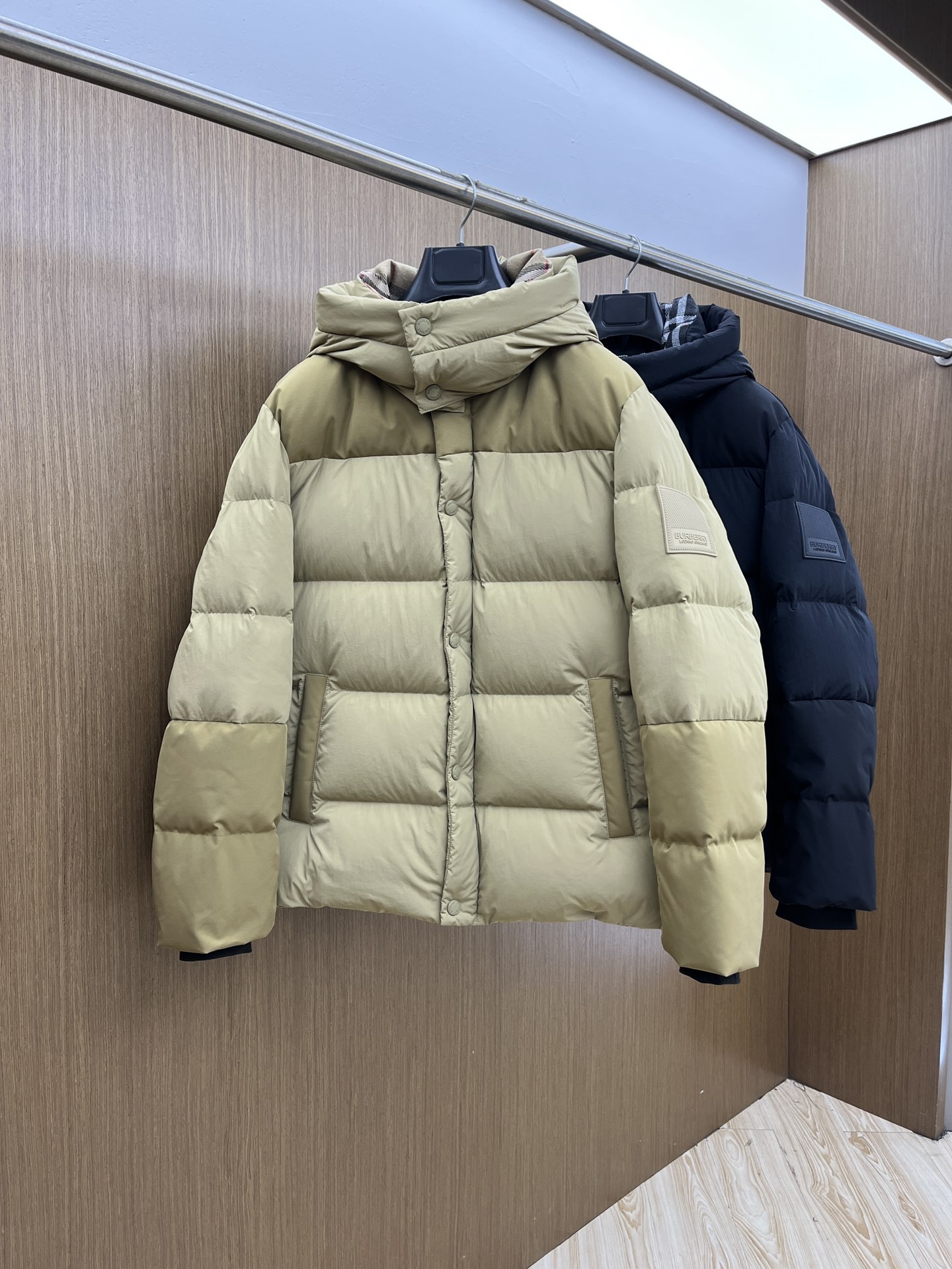 秋冬羽绒 BBR 🔥🔥秋冬新款连帽（可拆）羽绒服 🆕原版订制五金配件全进口原版定制 欢迎对比 绝对的高品