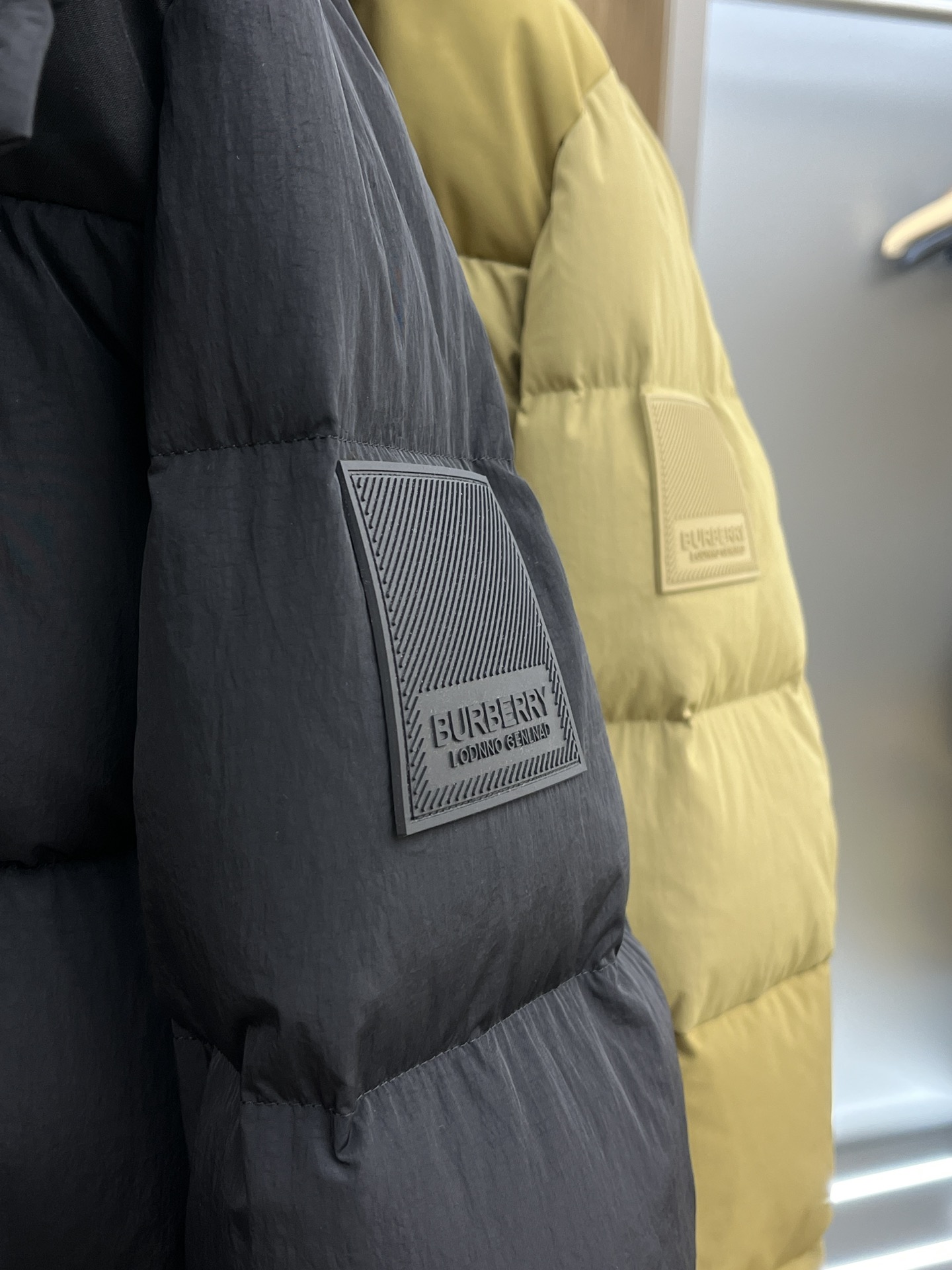 秋冬羽绒 BBR 🔥🔥秋冬新款连帽（可拆）羽绒服 🆕原版订制五金配件全进口原版定制 欢迎对比 绝对的高品