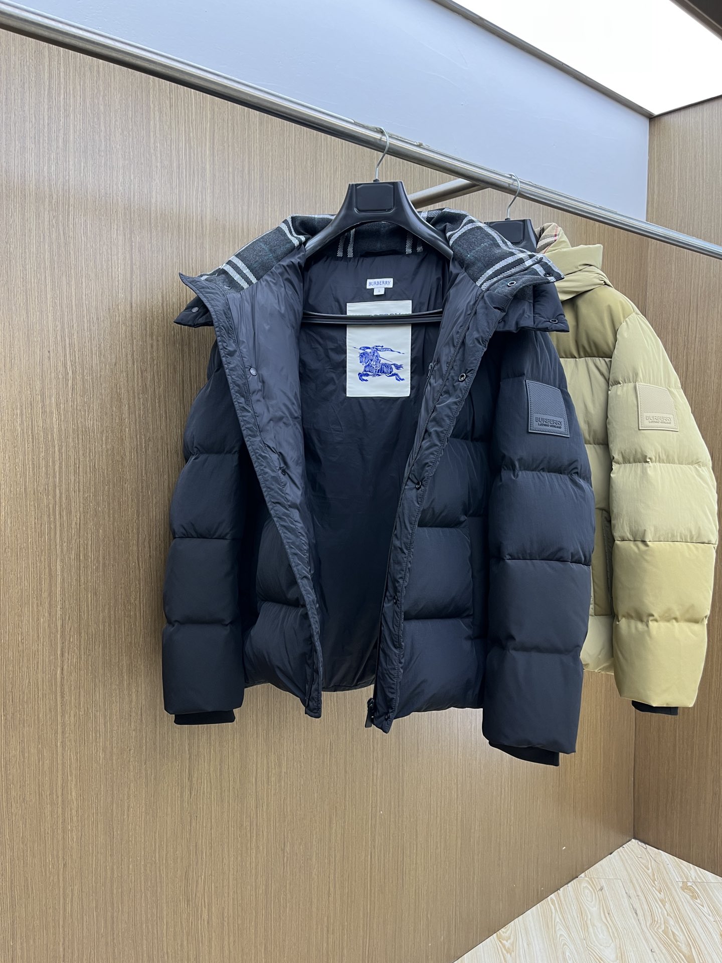 秋冬羽绒 BBR 🔥🔥秋冬新款连帽（可拆）羽绒服 🆕原版订制五金配件全进口原版定制 欢迎对比 绝对的高品