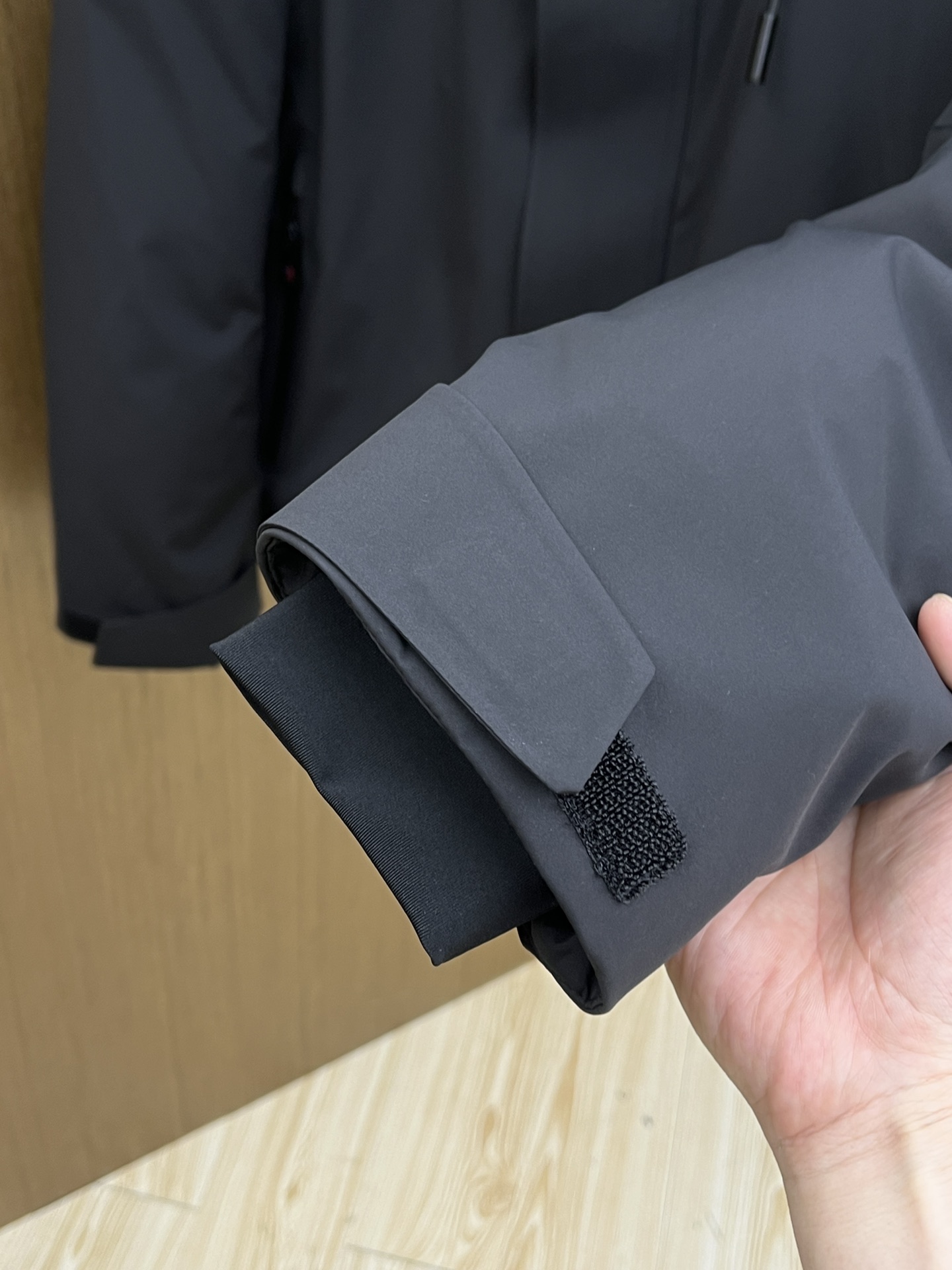 秋冬羽绒 Mon 🔥🔥秋冬新款连帽羽绒服 原版订制五金配件全进口原版定制 欢迎对比 绝对的高品质 采用顶