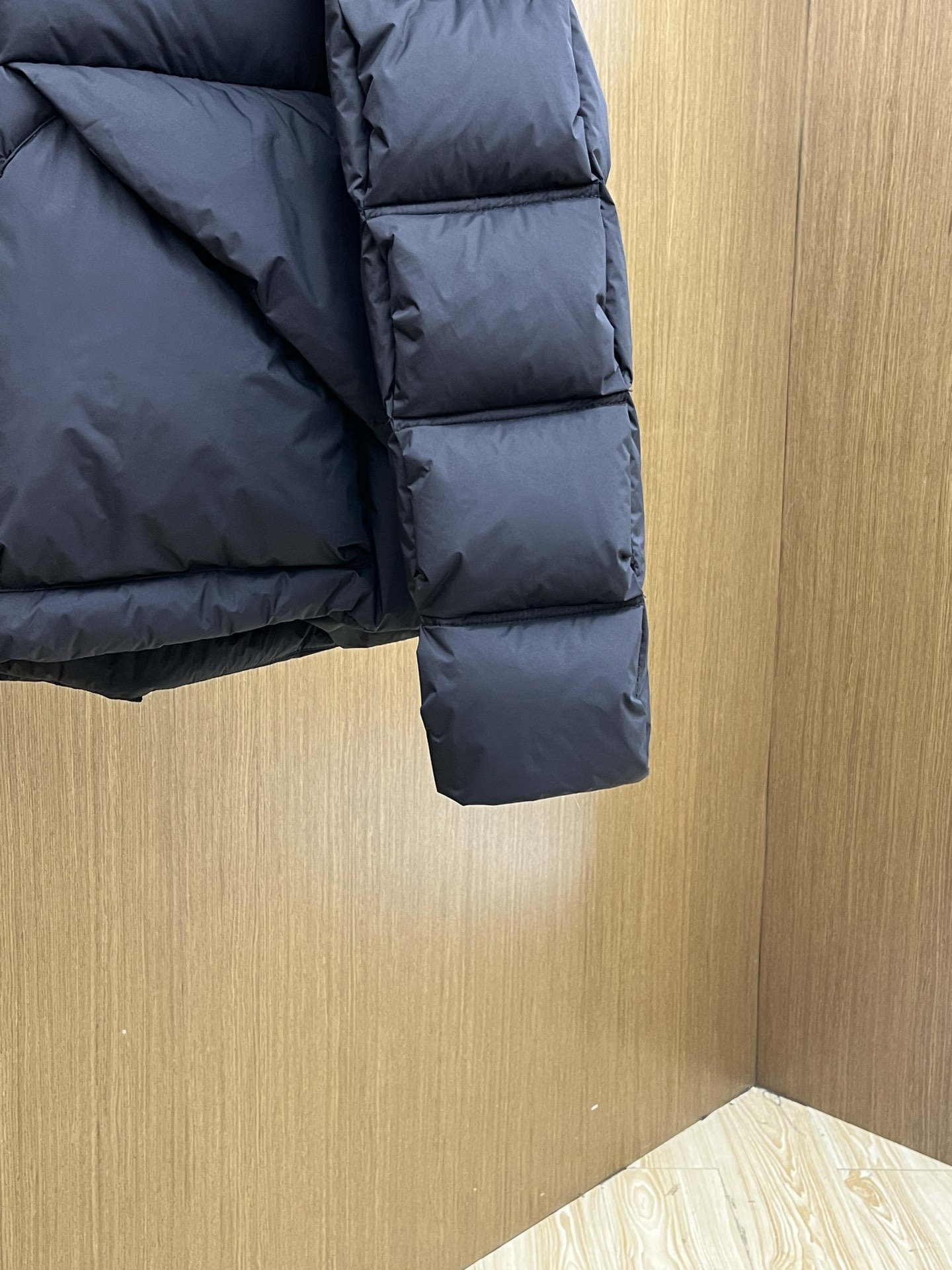 秋冬羽绒 FD 🔥秋冬男士时尚羽绒服 轻奢时尚休闲风格，轻盈保暖柔软！低调系列时尚百搭，就是有型！香港贸