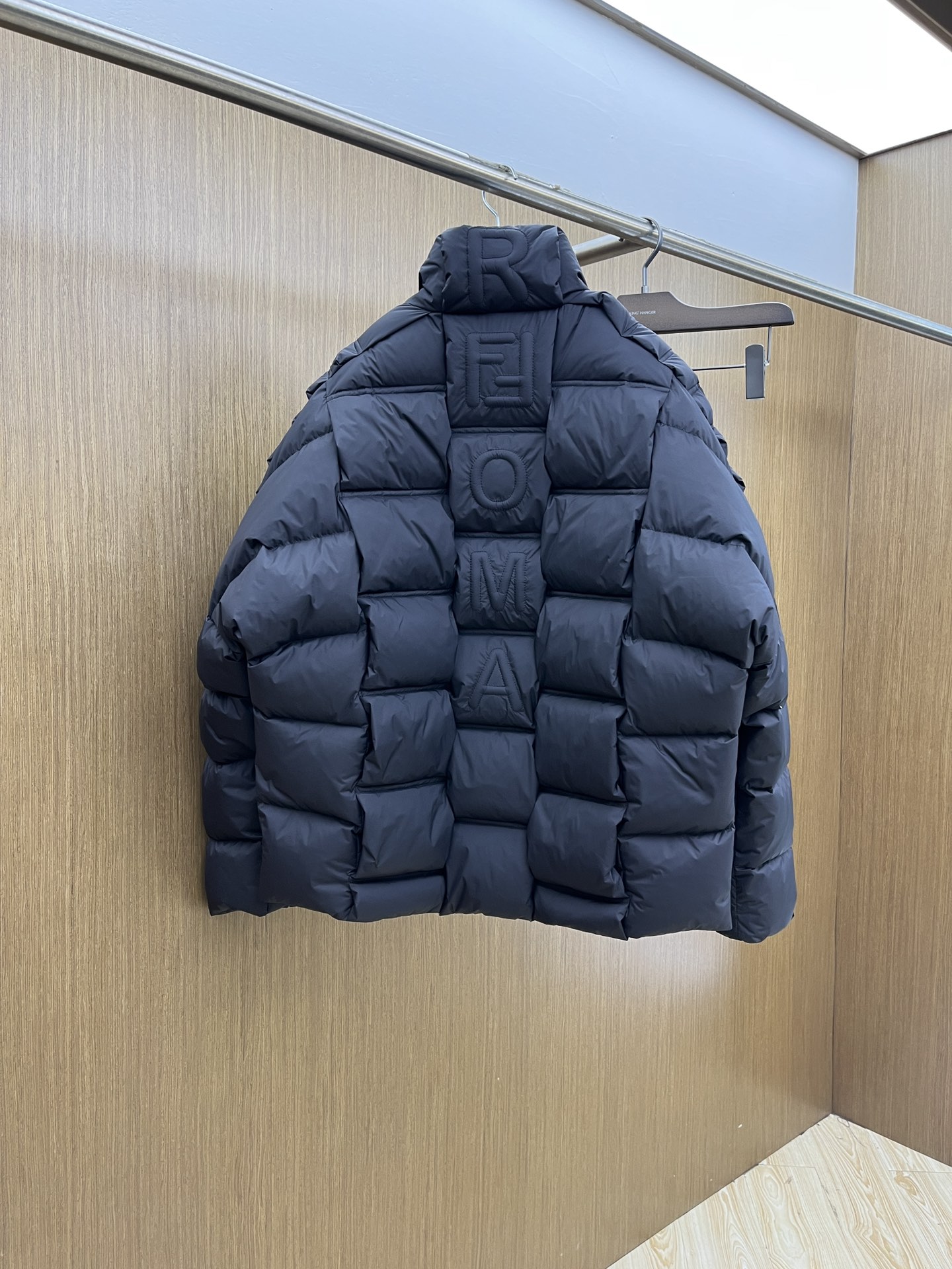 秋冬羽绒 FD 🔥秋冬男士时尚羽绒服 轻奢时尚休闲风格，轻盈保暖柔软！低调系列时尚百搭，就是有型！香港贸