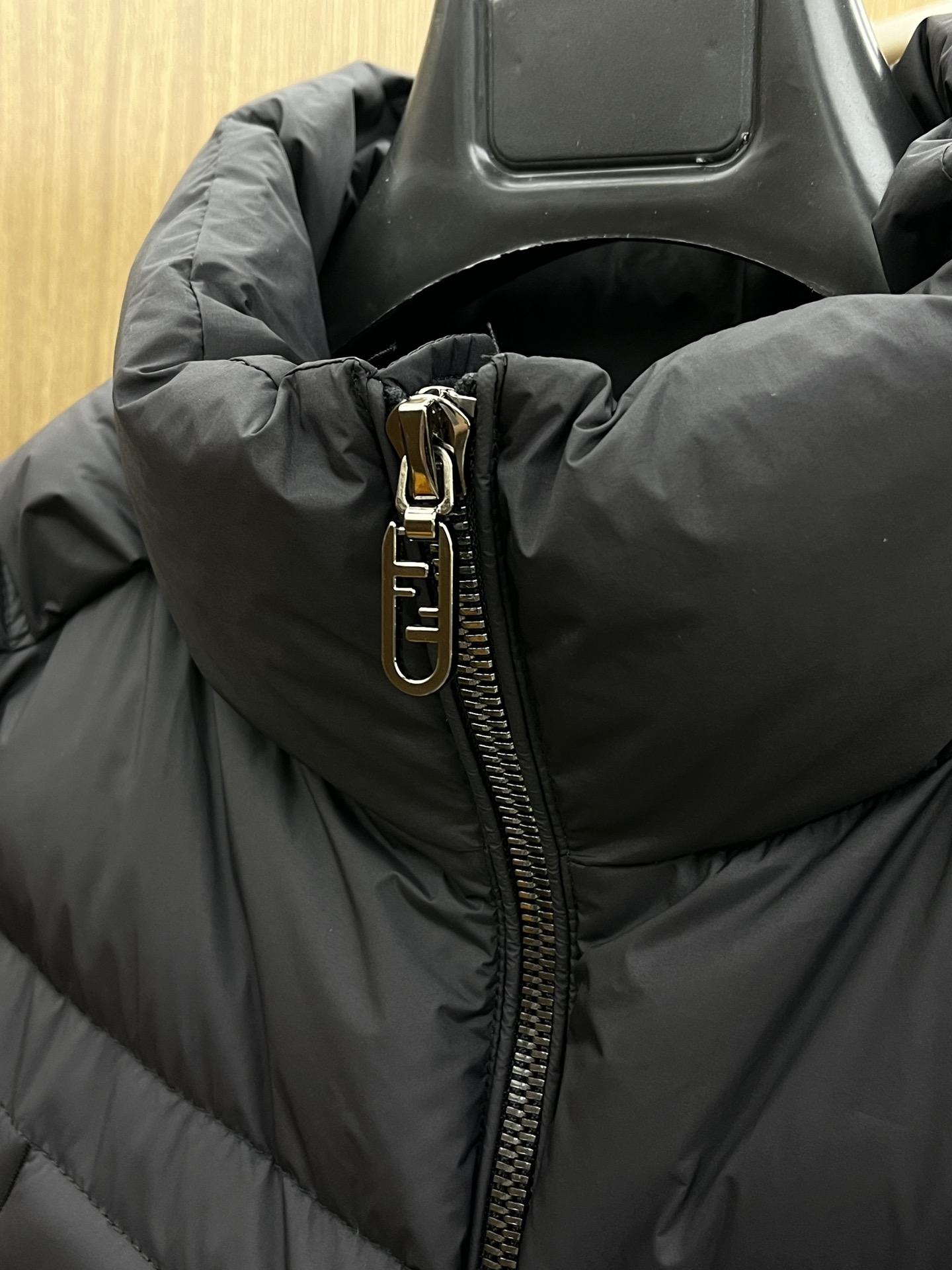 秋冬羽绒 FD 🔥秋冬男士时尚羽绒服 轻奢时尚休闲风格，轻盈保暖柔软！低调系列时尚百搭，就是有型！香港贸