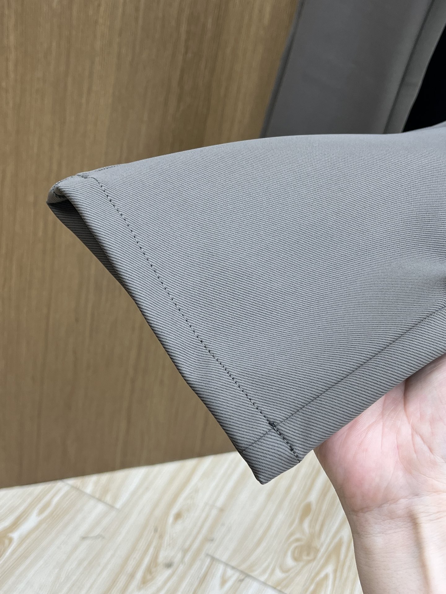 秋冬 lP🆕🔥🔥秋冬新品休闲西裤 官网同步发售，裤身工艺设计，进口客供辅料、面料定制，代工厂出品免检！每