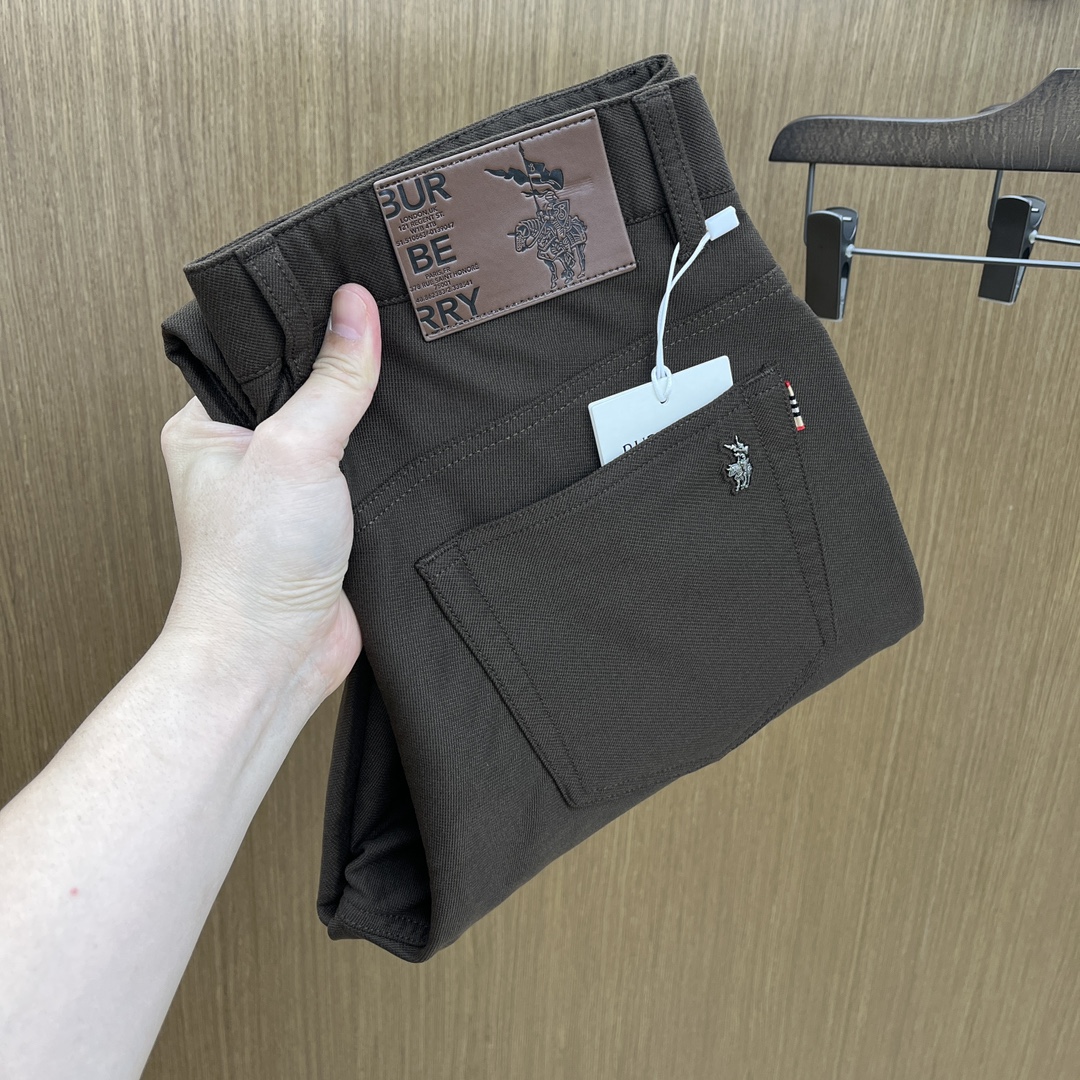 秋冬 BBR 🔥🔥秋冬新品休闲西裤 官网同步发售，裤身工艺设计，进口客供辅料、面料定制，代工厂出品免检！