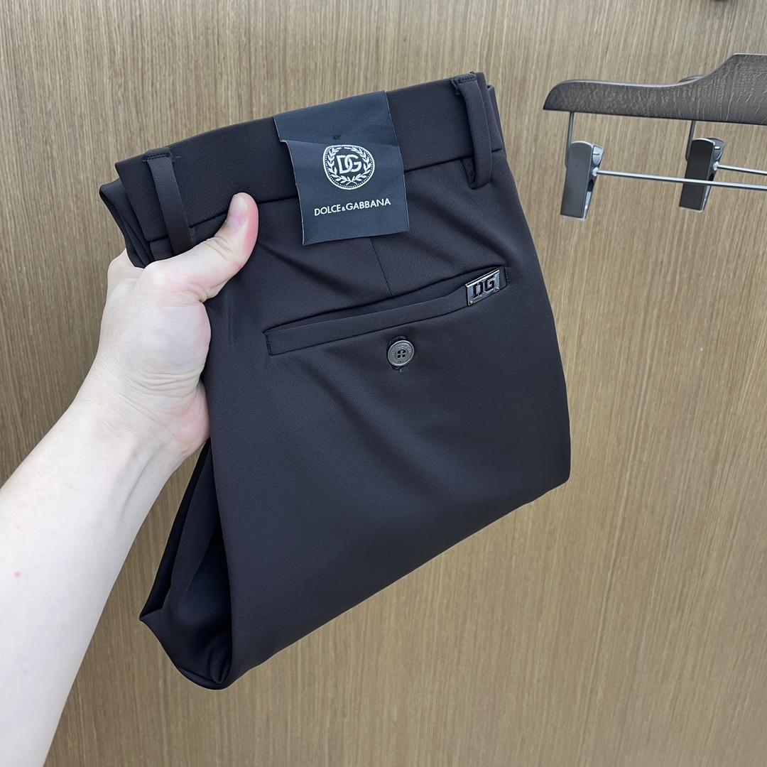 秋冬 DG 🔥🔥秋冬新品休闲西裤 官网同步发售，裤身工艺设计，进口客供辅料、面料定制，代工厂出品免检！每