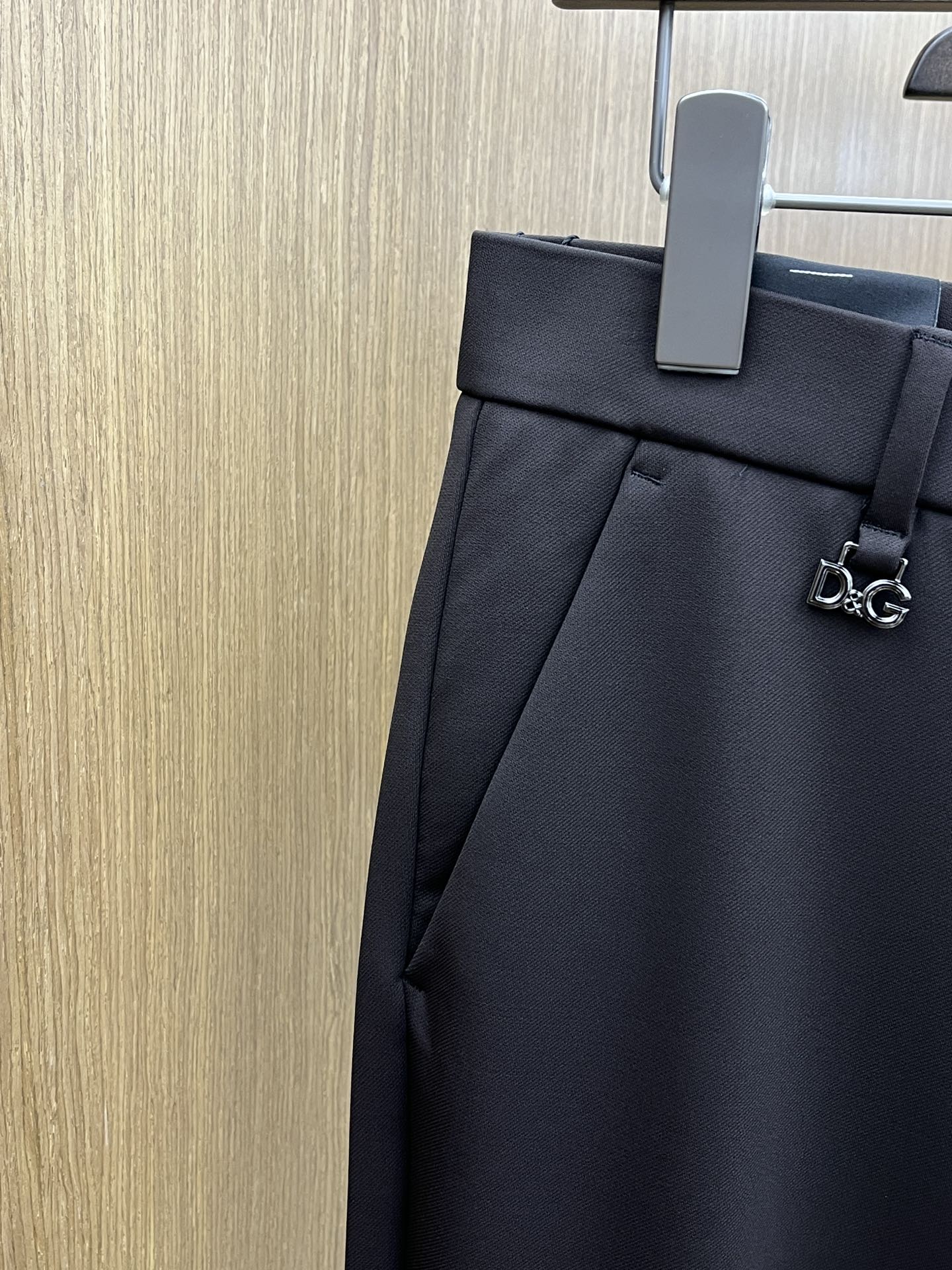 秋冬 DG 🔥🔥秋冬新品休闲西裤 官网同步发售，裤身工艺设计，进口客供辅料、面料定制，代工厂出品免检！每