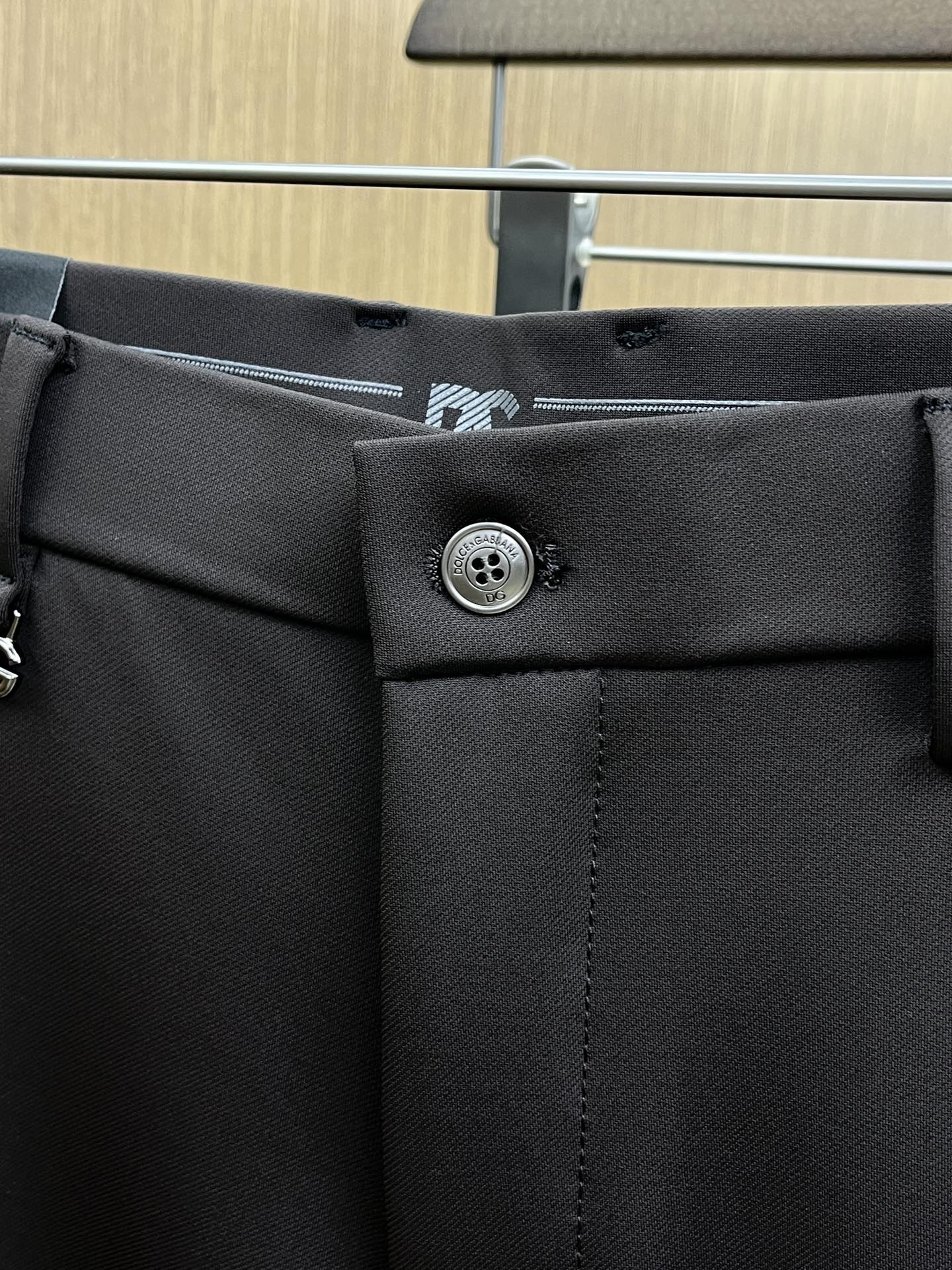 秋冬 DG 🔥🔥秋冬新品休闲西裤 官网同步发售，裤身工艺设计，进口客供辅料、面料定制，代工厂出品免检！每