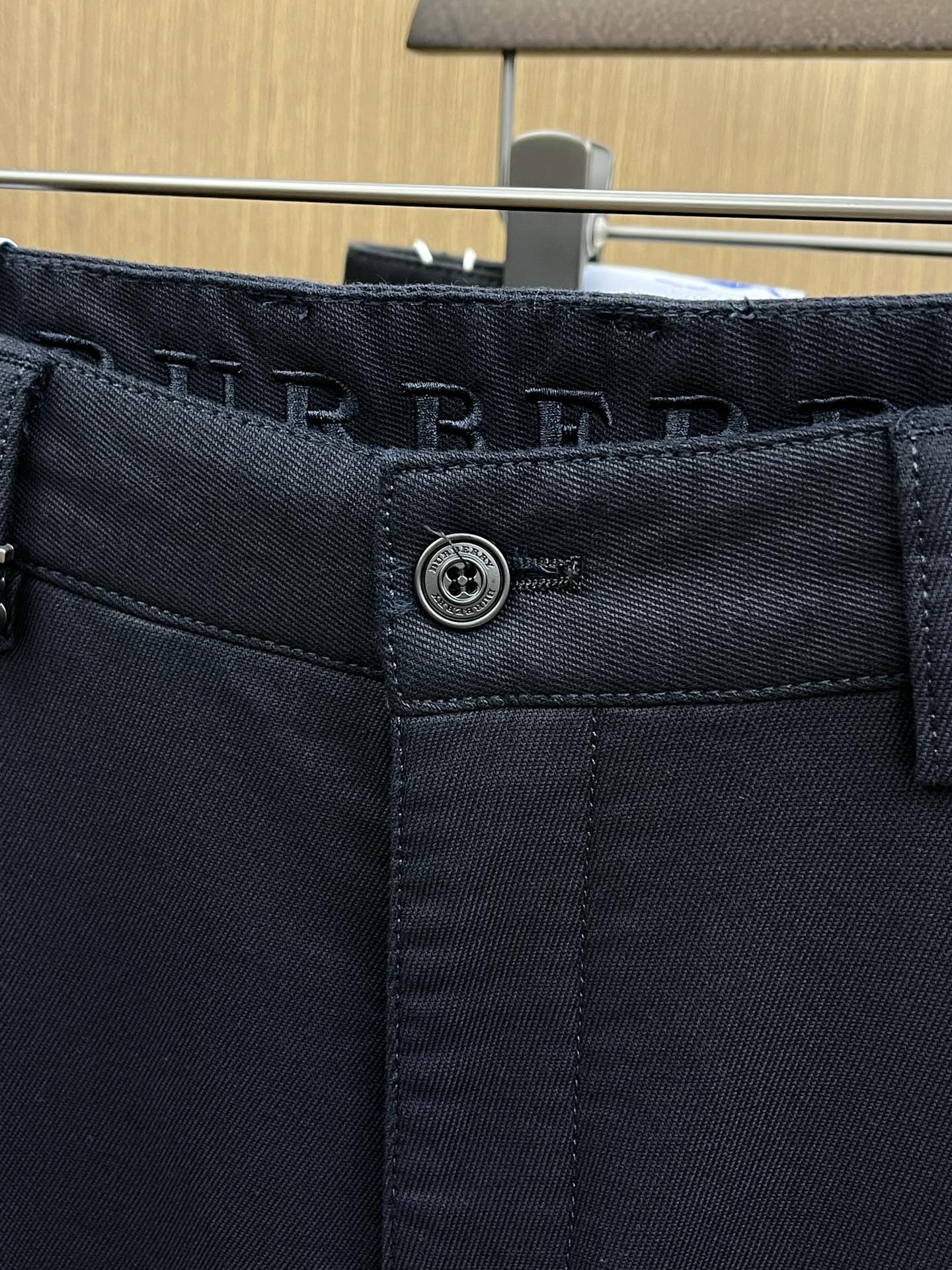 秋冬 BBR 🔥🔥秋冬新品休闲西裤 官网同步发售，裤身工艺设计，进口客供辅料、面料定制，代工厂出品免检！