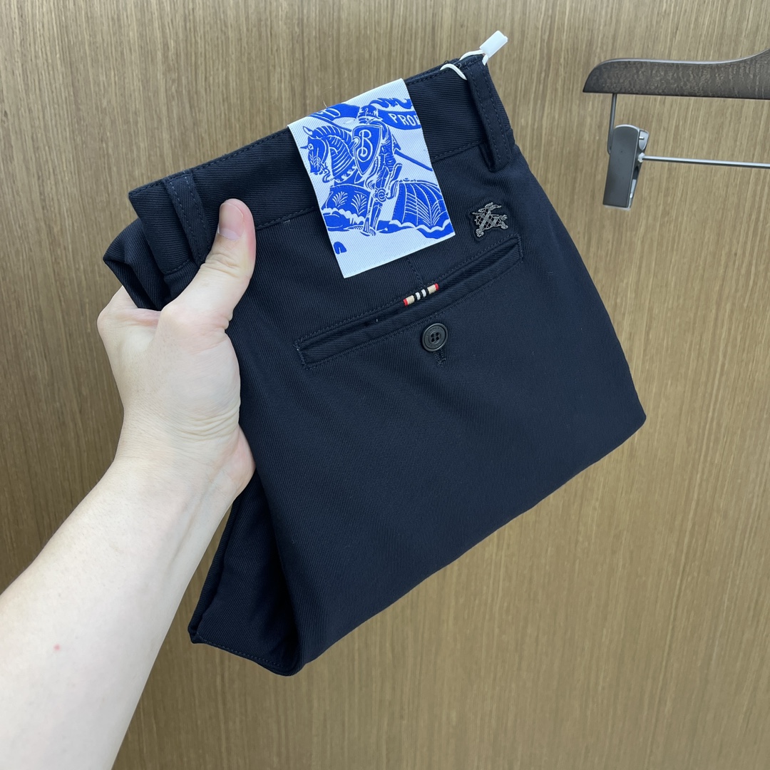 秋冬 BBR 🔥🔥秋冬新品休闲西裤 官网同步发售，裤身工艺设计，进口客供辅料、面料定制，代工厂出品免检！