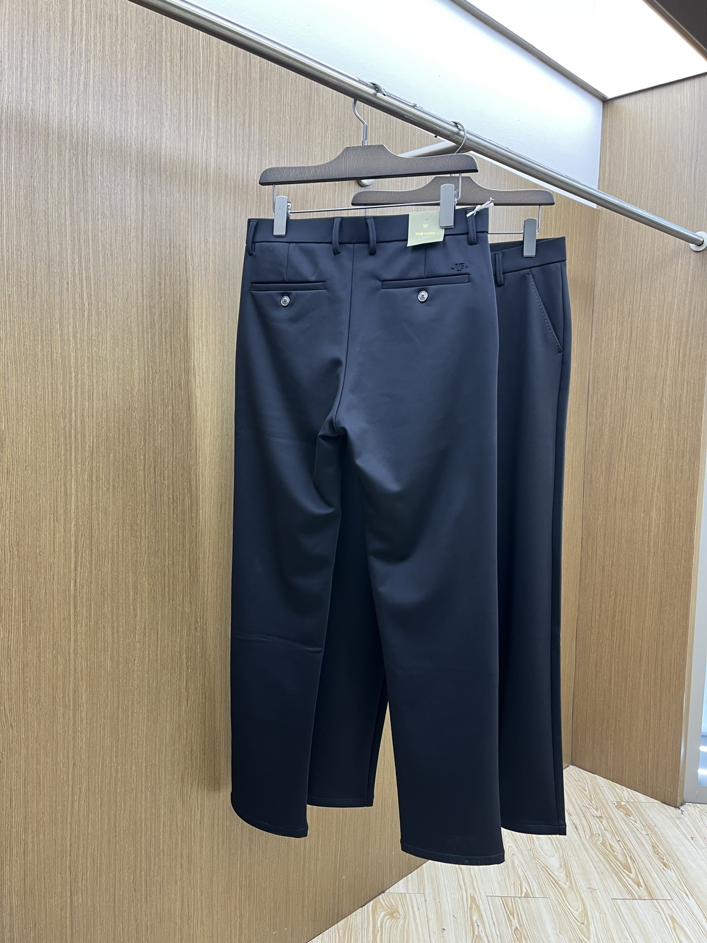 秋冬 TF 🔥🔥秋冬新品休闲西裤 官网同步发售，裤身工艺设计，进口客供辅料、面料定制，代工厂出品免检！每