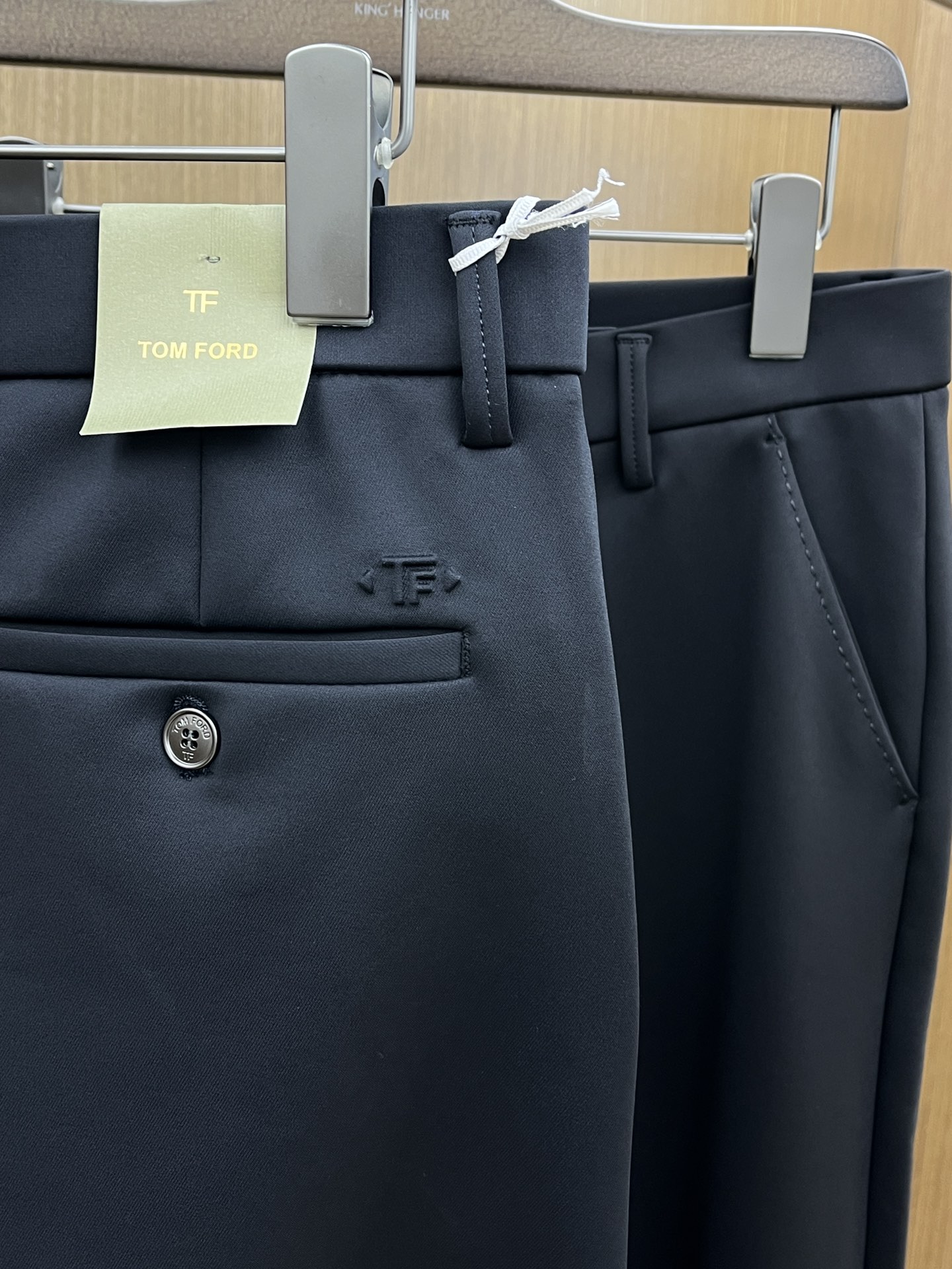 秋冬 TF 🔥🔥秋冬新品休闲西裤 官网同步发售，裤身工艺设计，进口客供辅料、面料定制，代工厂出品免检！每