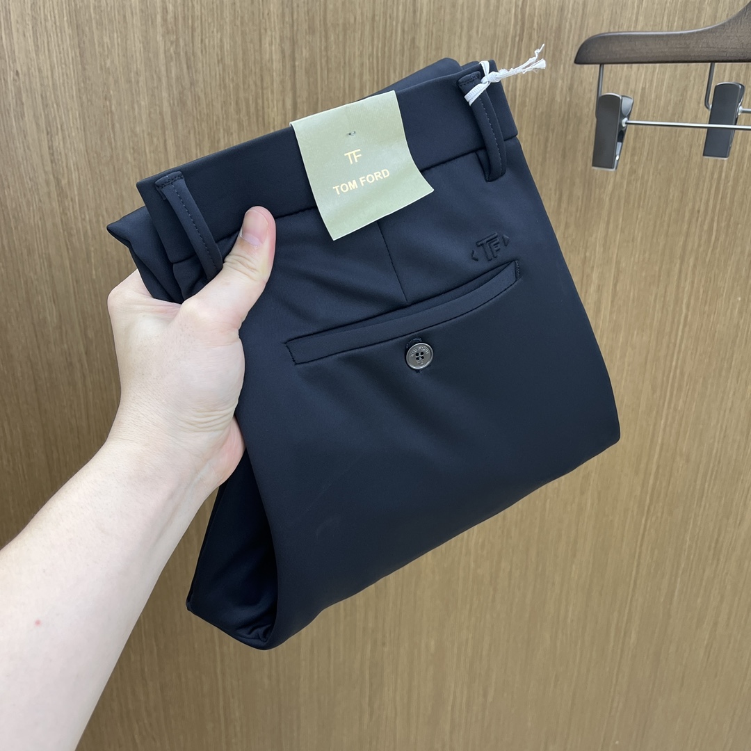 秋冬 TF 🔥🔥秋冬新品休闲西裤 官网同步发售，裤身工艺设计，进口客供辅料、面料定制，代工厂出品免检！每