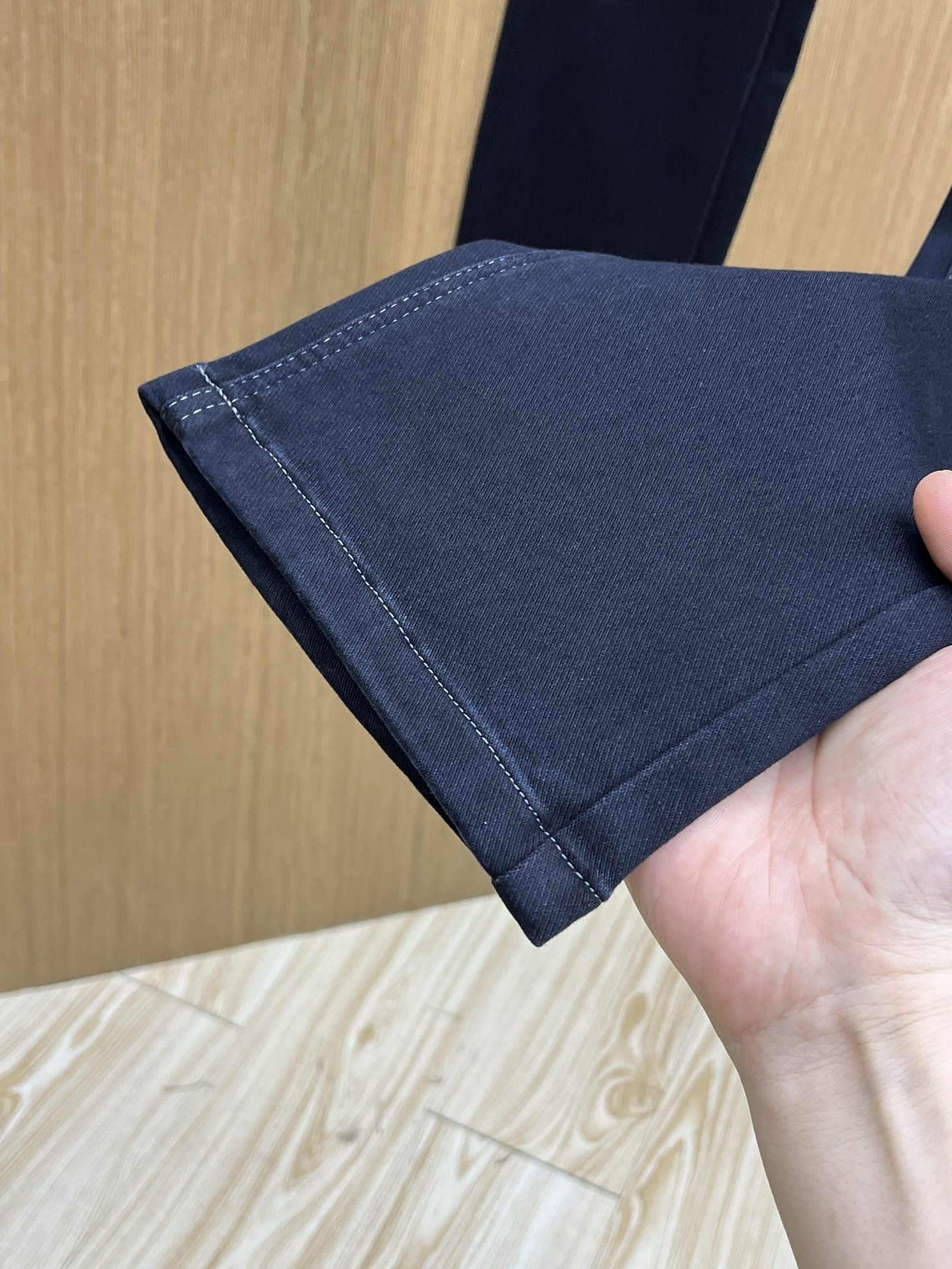 秋冬 VLTN 🔥🔥秋冬新品休闲牛仔裤 官网同步发售，裤身工艺设计，进口客供辅料、面料定制，代工厂出品免