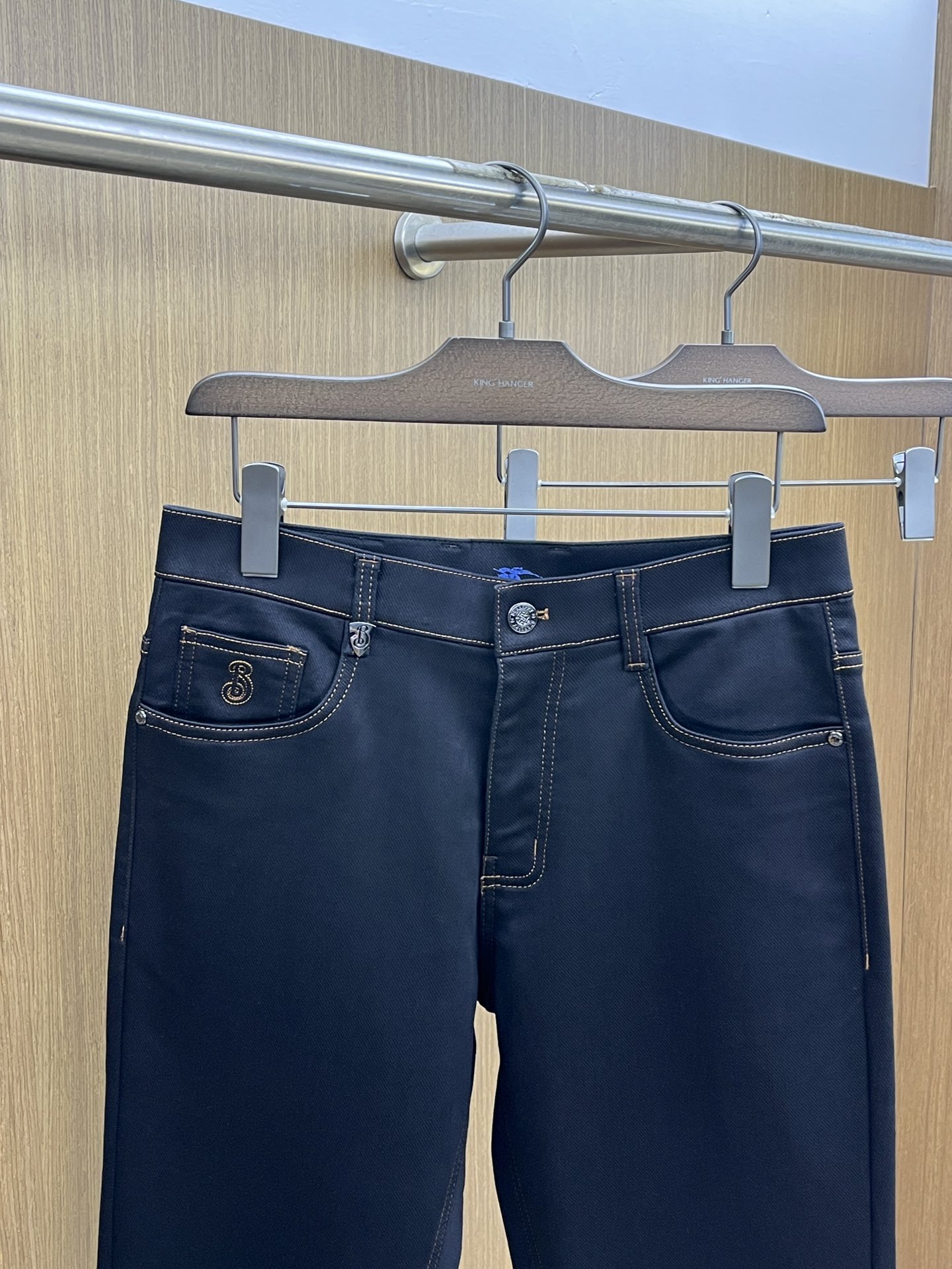 秋冬 BBR 🔥🔥秋冬新品休闲牛仔裤 官网同步发售，裤身工艺设计，进口客供辅料、面料定制，代工厂出品免检