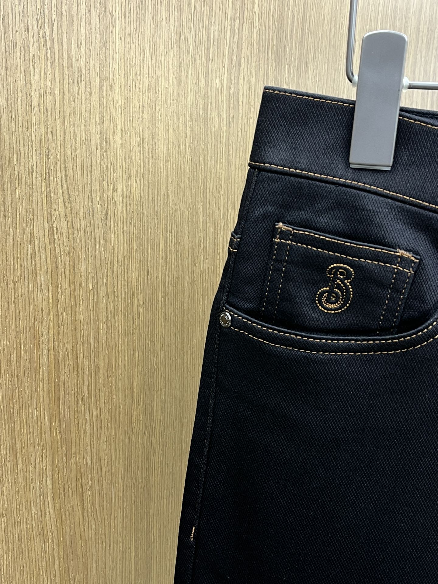 秋冬 BBR 🔥🔥秋冬新品休闲牛仔裤 官网同步发售，裤身工艺设计，进口客供辅料、面料定制，代工厂出品免检