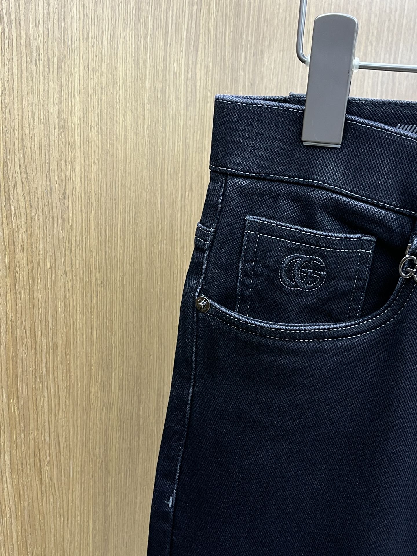 秋冬 guc 🔥🔥秋冬新品休闲牛仔裤 官网同步发售，裤身工艺设计，进口客供辅料、面料定制，代工厂出品免检