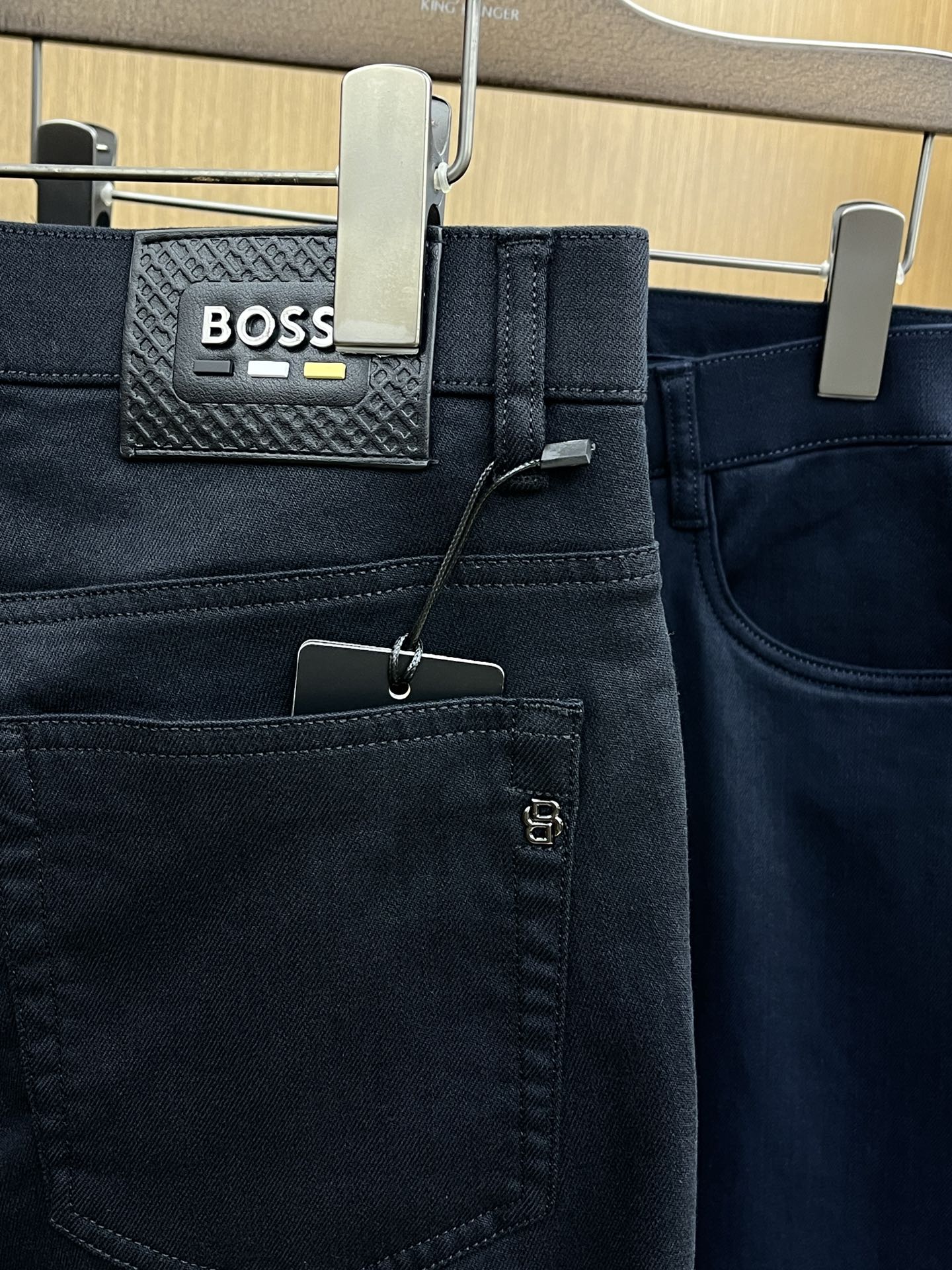 秋冬 BOSS 🔥🔥秋冬新品休闲牛仔裤 官网同步发售，裤身工艺设计，进口客供辅料、面料定制，代工厂出品免