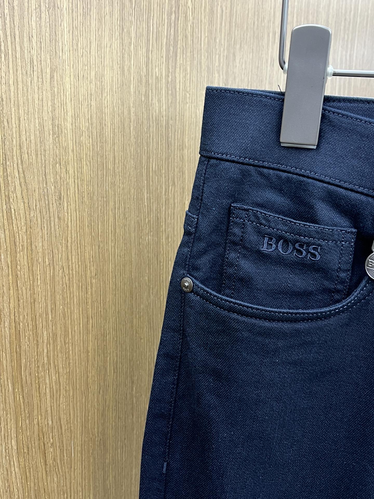 秋冬 BOSS 🔥🔥秋冬新品休闲牛仔裤 官网同步发售，裤身工艺设计，进口客供辅料、面料定制，代工厂出品免